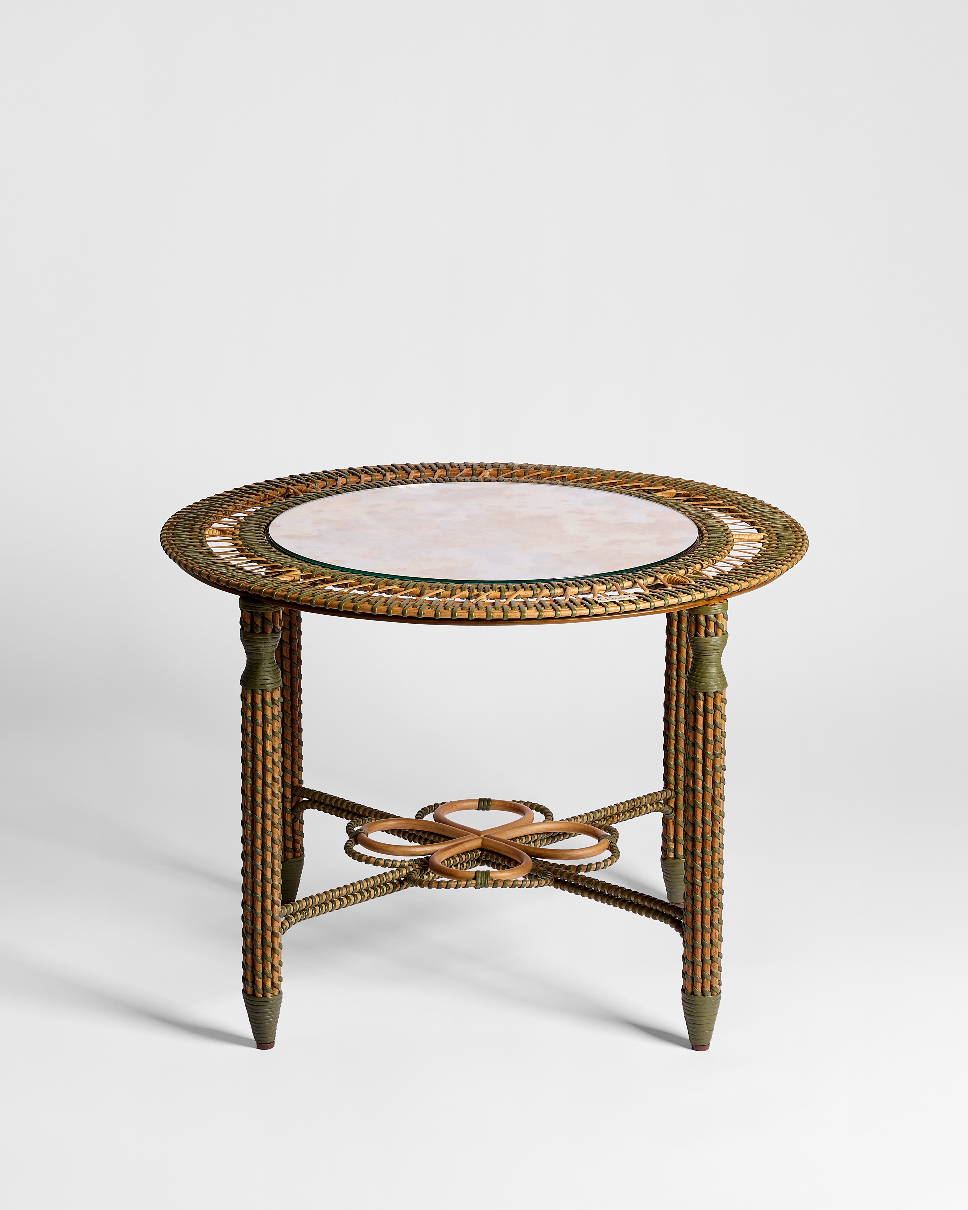 Pedestal Table Natural and Green Rattan with Clover Motif E01