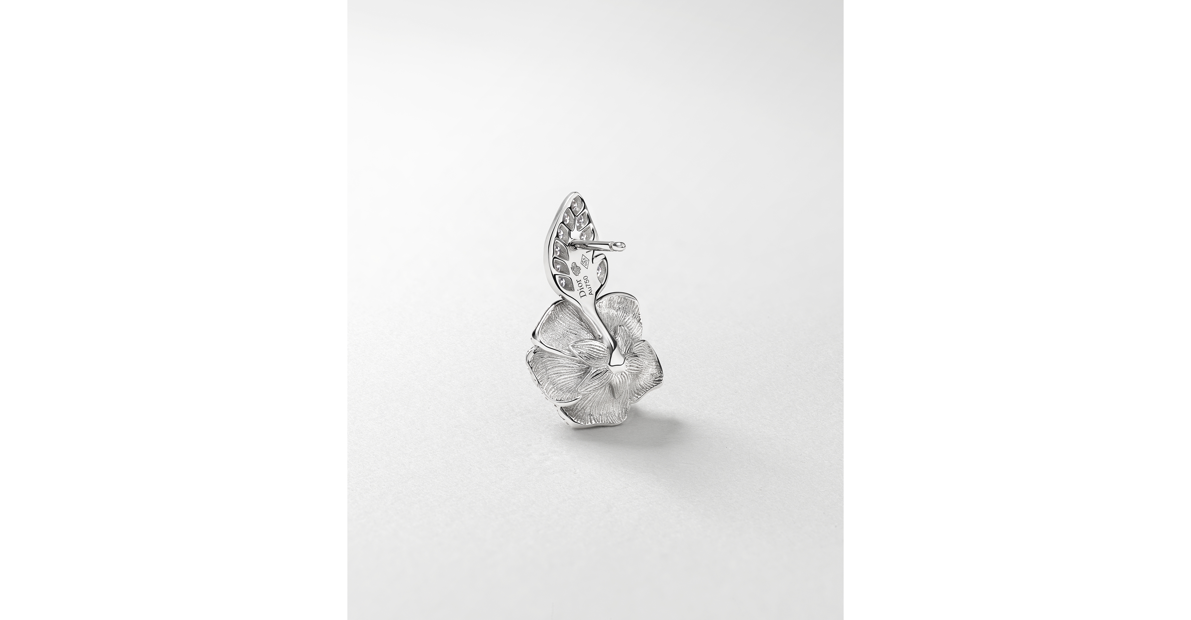 Medium Rose Dior Bagatelle Earrings