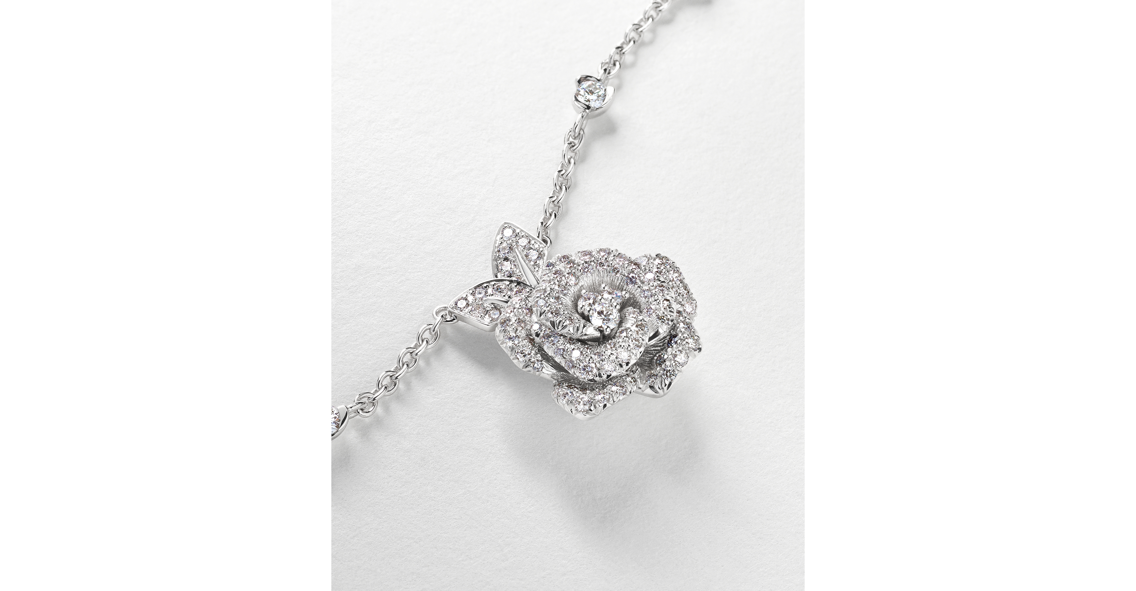 Medium Rose Dior Bagatelle Necklace