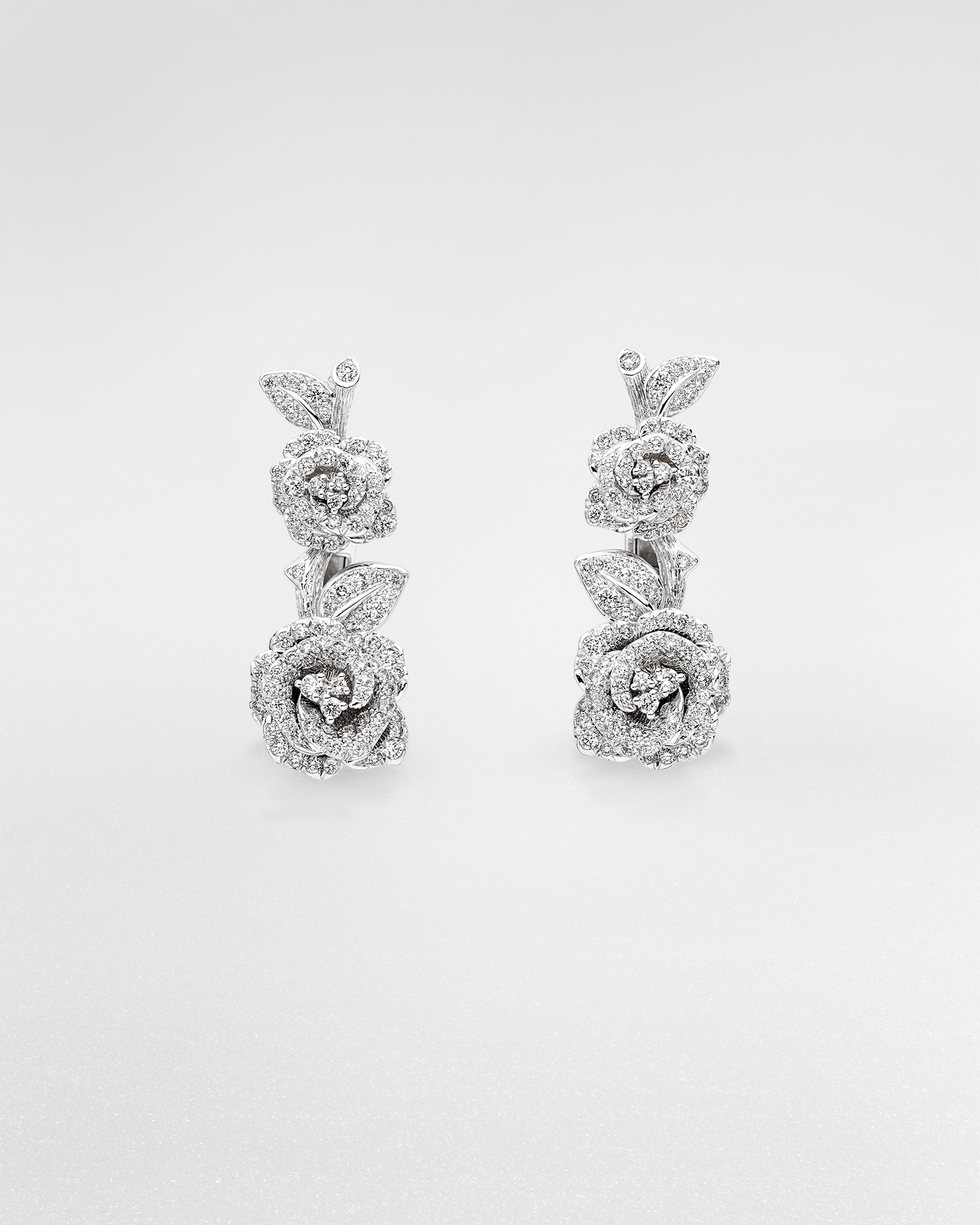 ROSE BAGATELLE DIAMOND NECKLACE