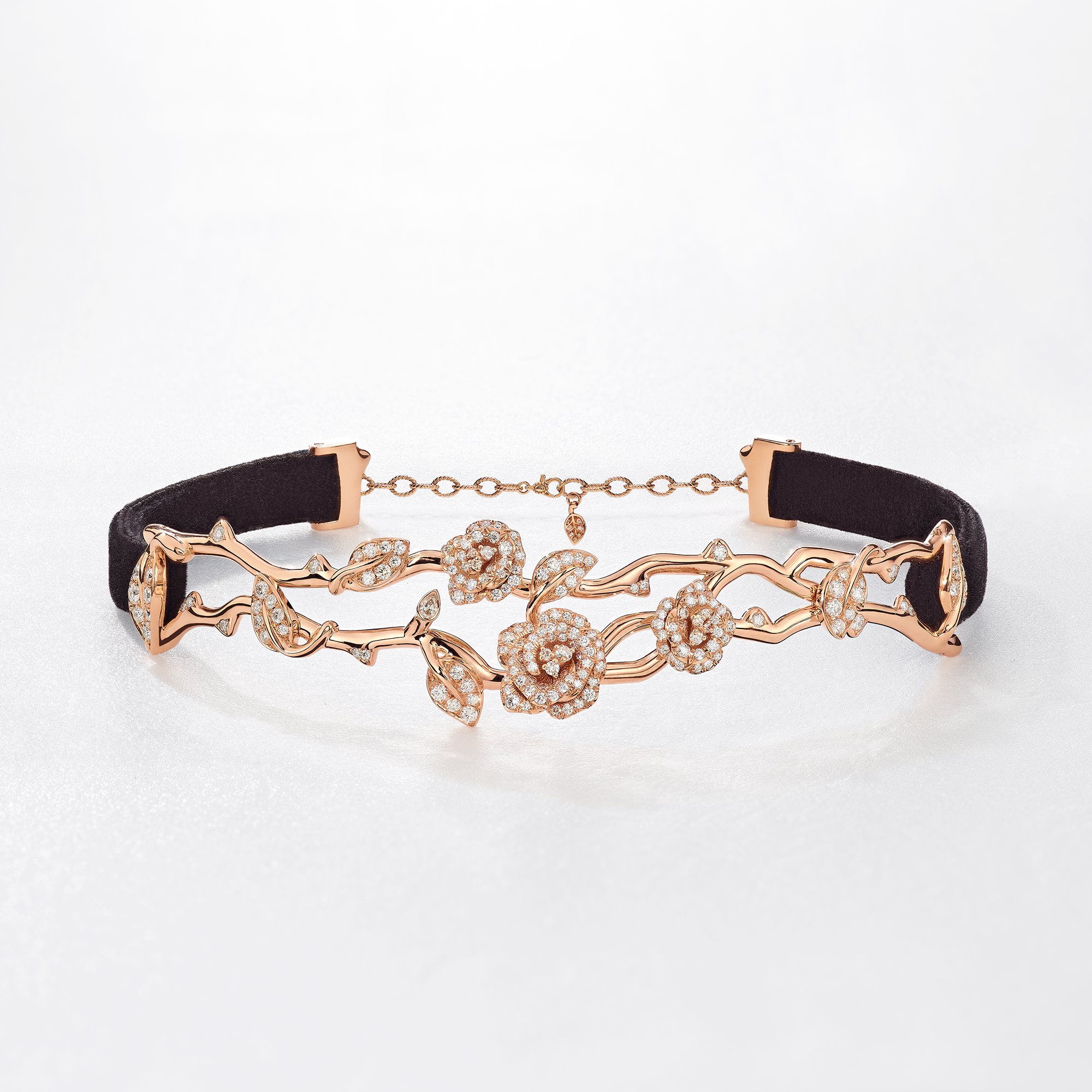Rose Dior Bagatelle Choker Front view