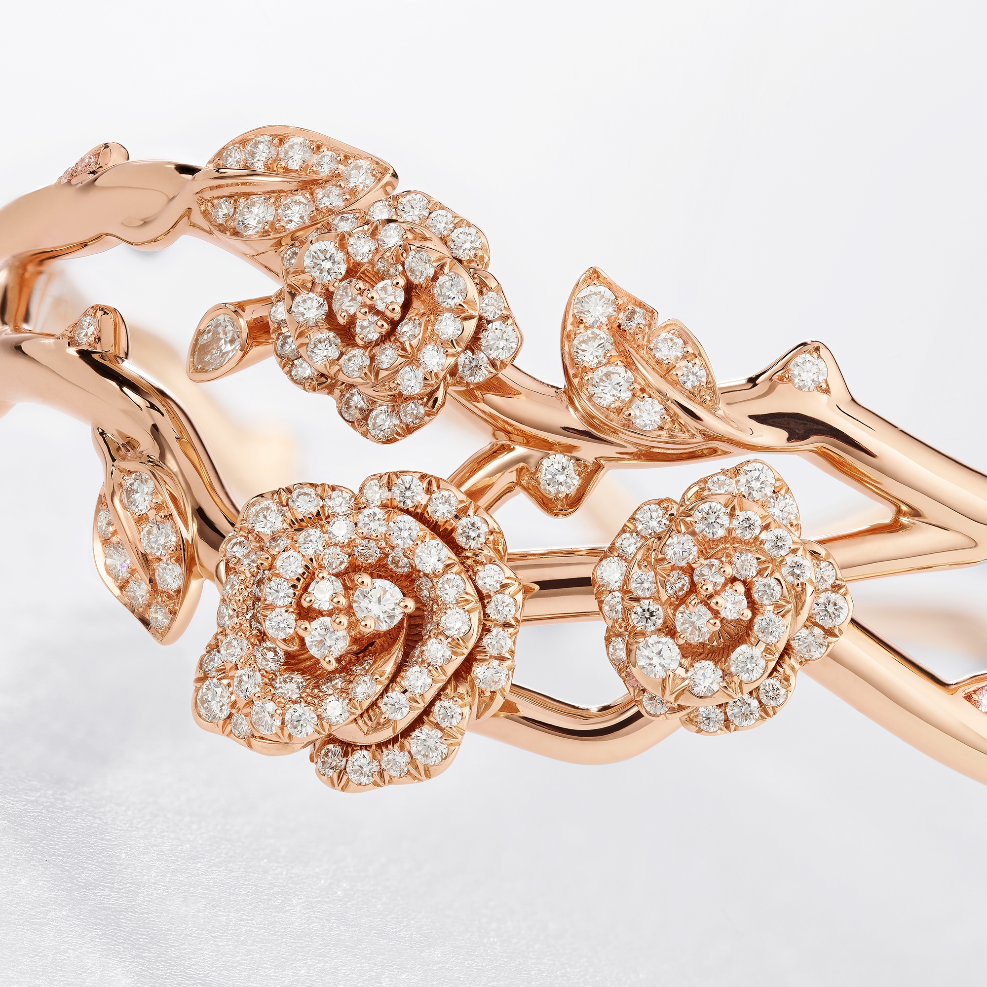 Rose Dior Bagatelle Bracelet Pink Gold and Diamonds E03