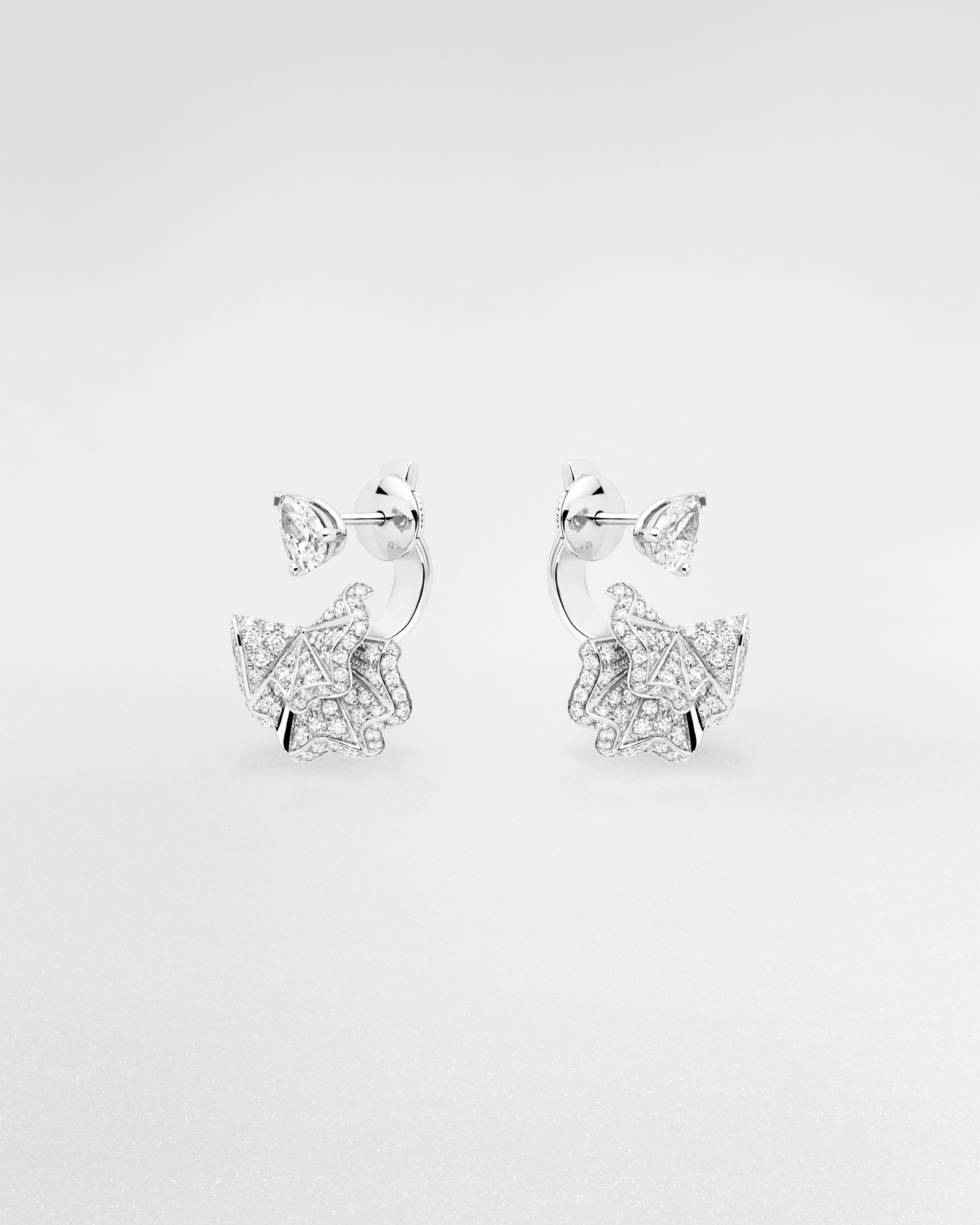 Couture Dior ピアス ホワイトゴールド & ダイヤモンド E04