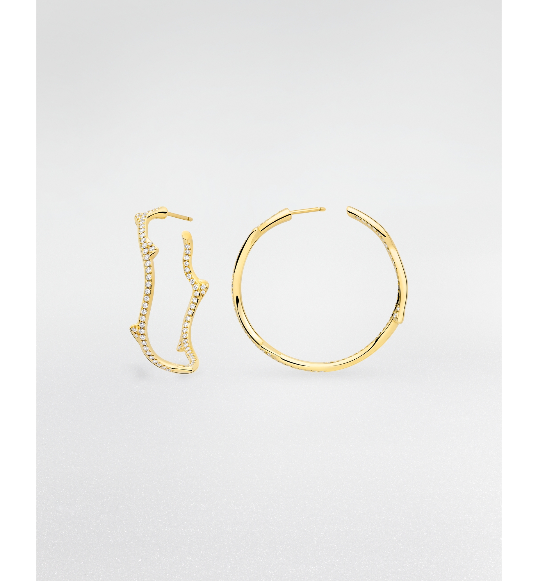Bois de Rose Earrings Yellow Gold and Diamonds | DIOR