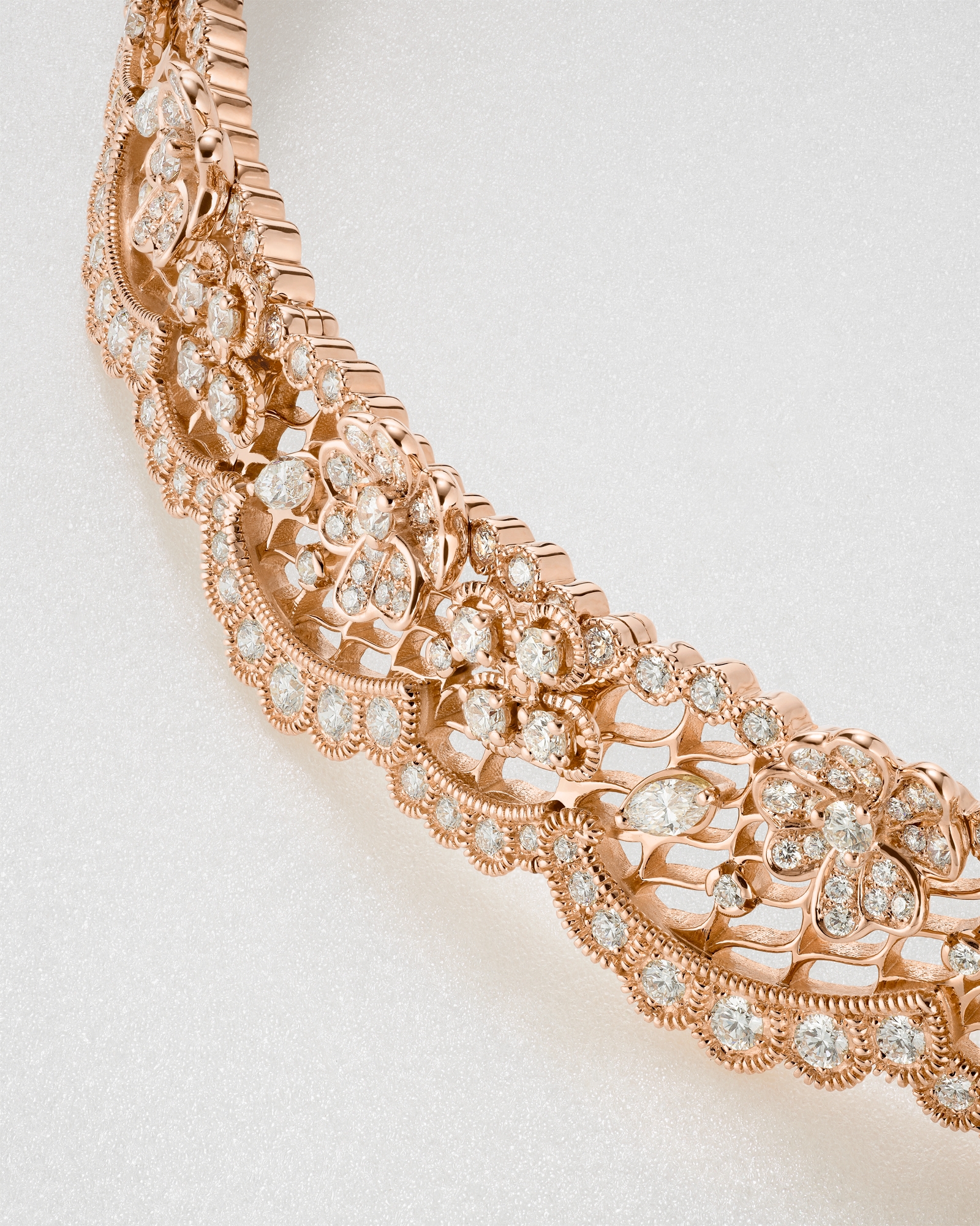 Couture Dior Choker Roségold und Diamanten E02
