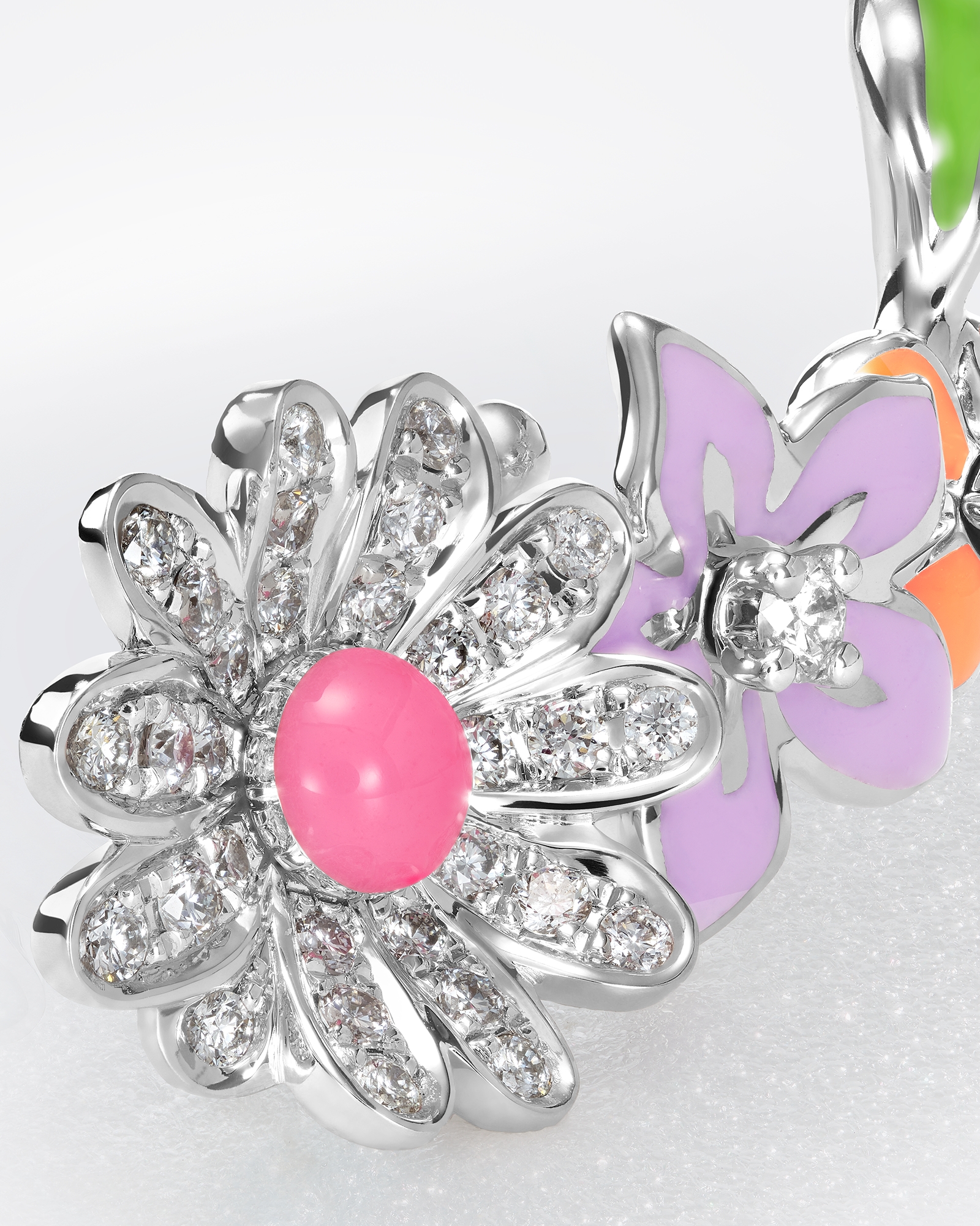 Diorette Single Earring White Gold, Diamonds and Lacquer E03