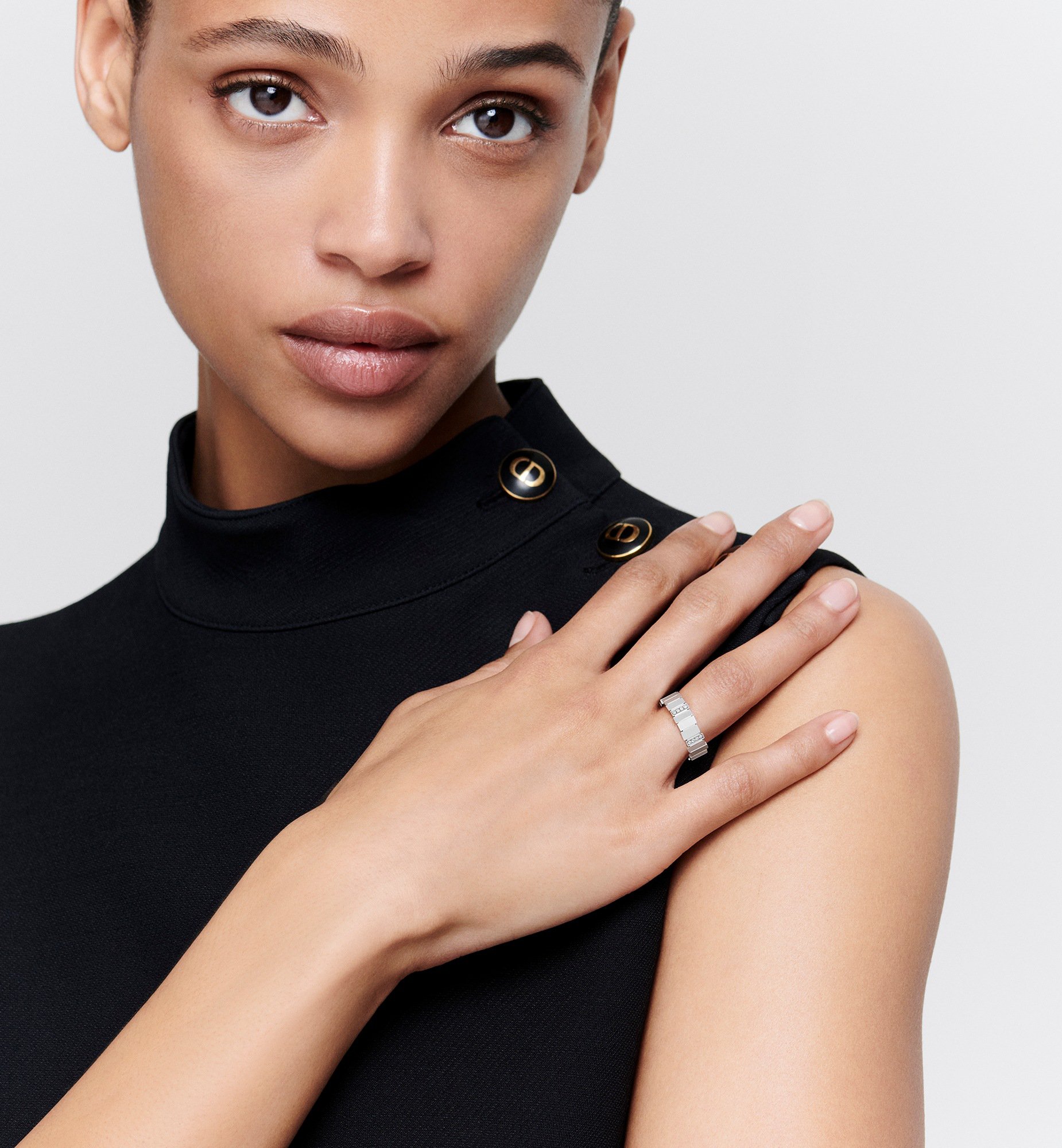GEM DIOR Ring Worn view cropped