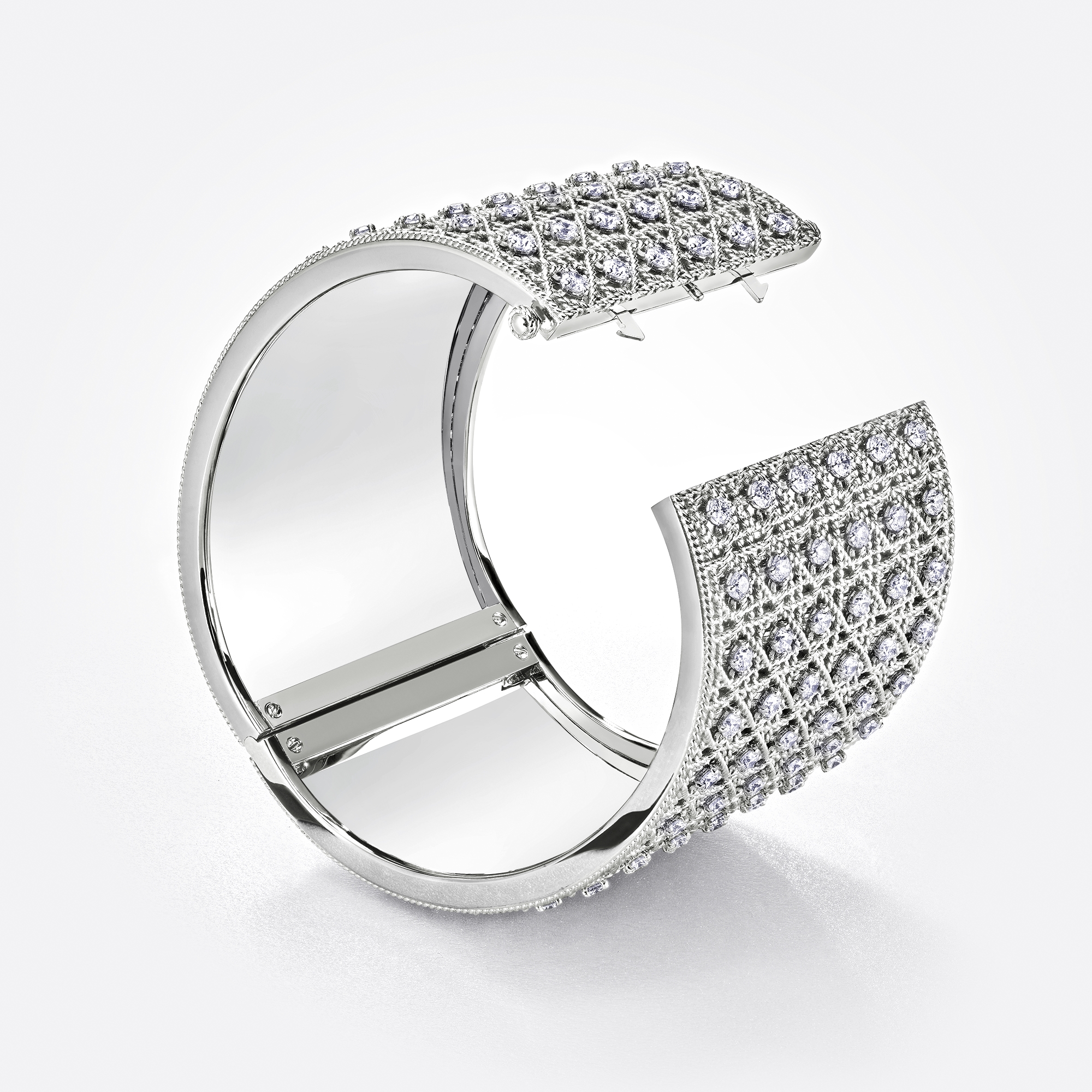 My Dior Cuff Bracelet White Gold and Diamonds | DIOR