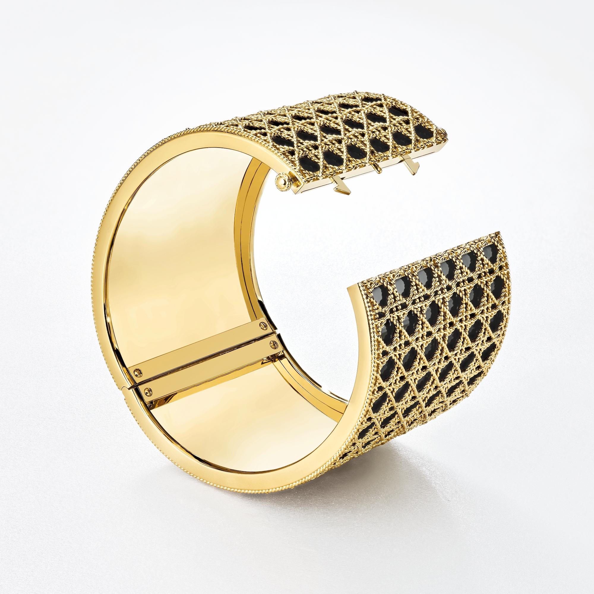 My Dior Cuff Bracelet Yellow Gold and Black Lacquer | DIOR