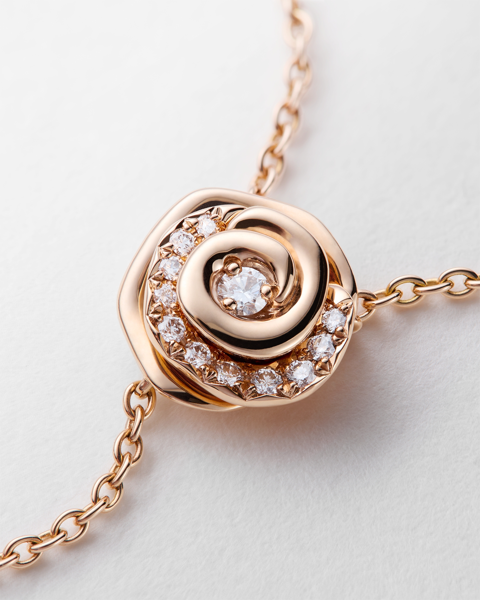 Small Rose Dior Couture Necklace Pink Gold, Diamonds and Akoya Pearl ...