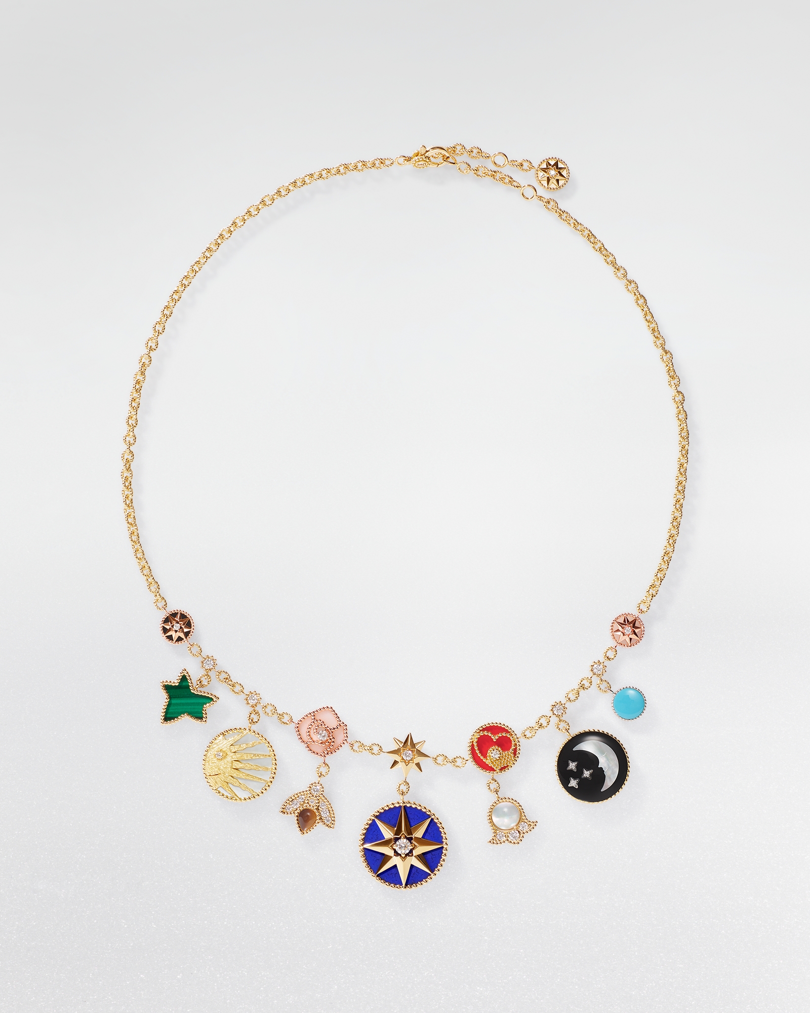 Charms 項鍊 黃金、玫瑰金、白金、鉑金、鑽石和寶石 E01