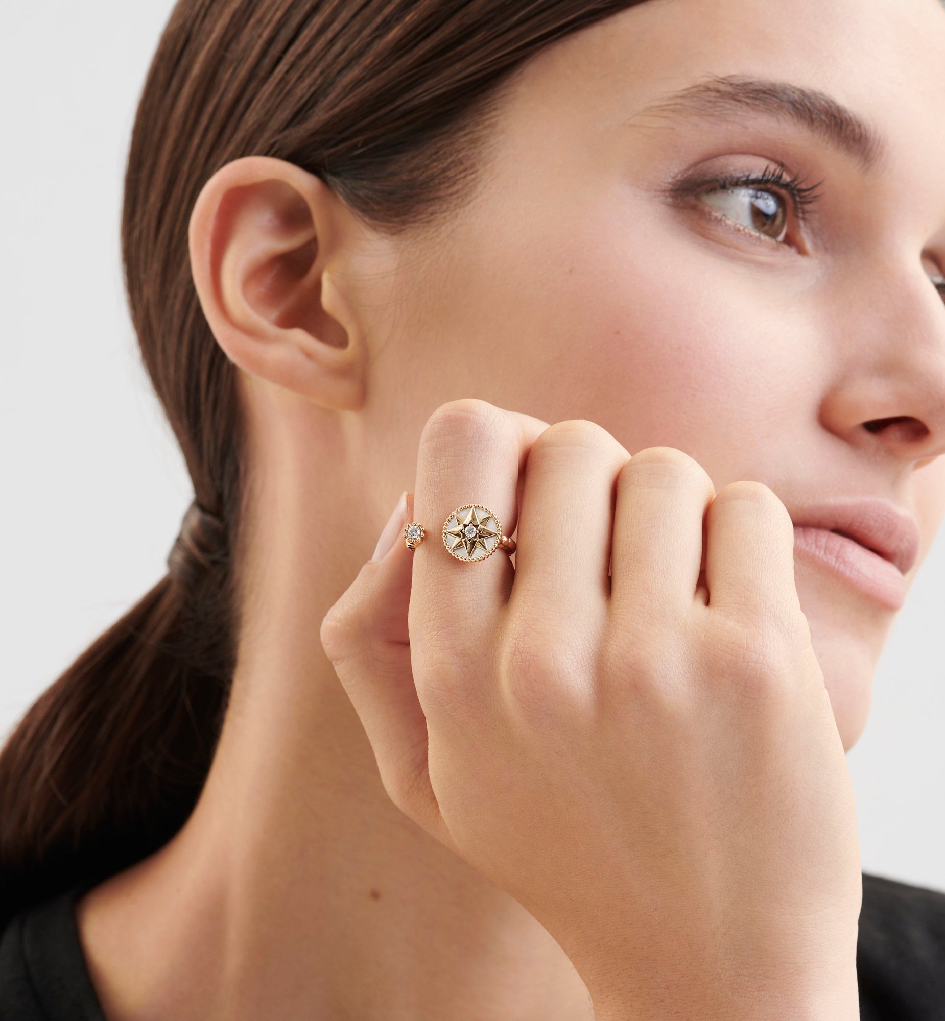 DIOR Rose Des Vents Ring Yellow Gold Diamonds And Mother Of Pearl Size 53 Women Jewelry
