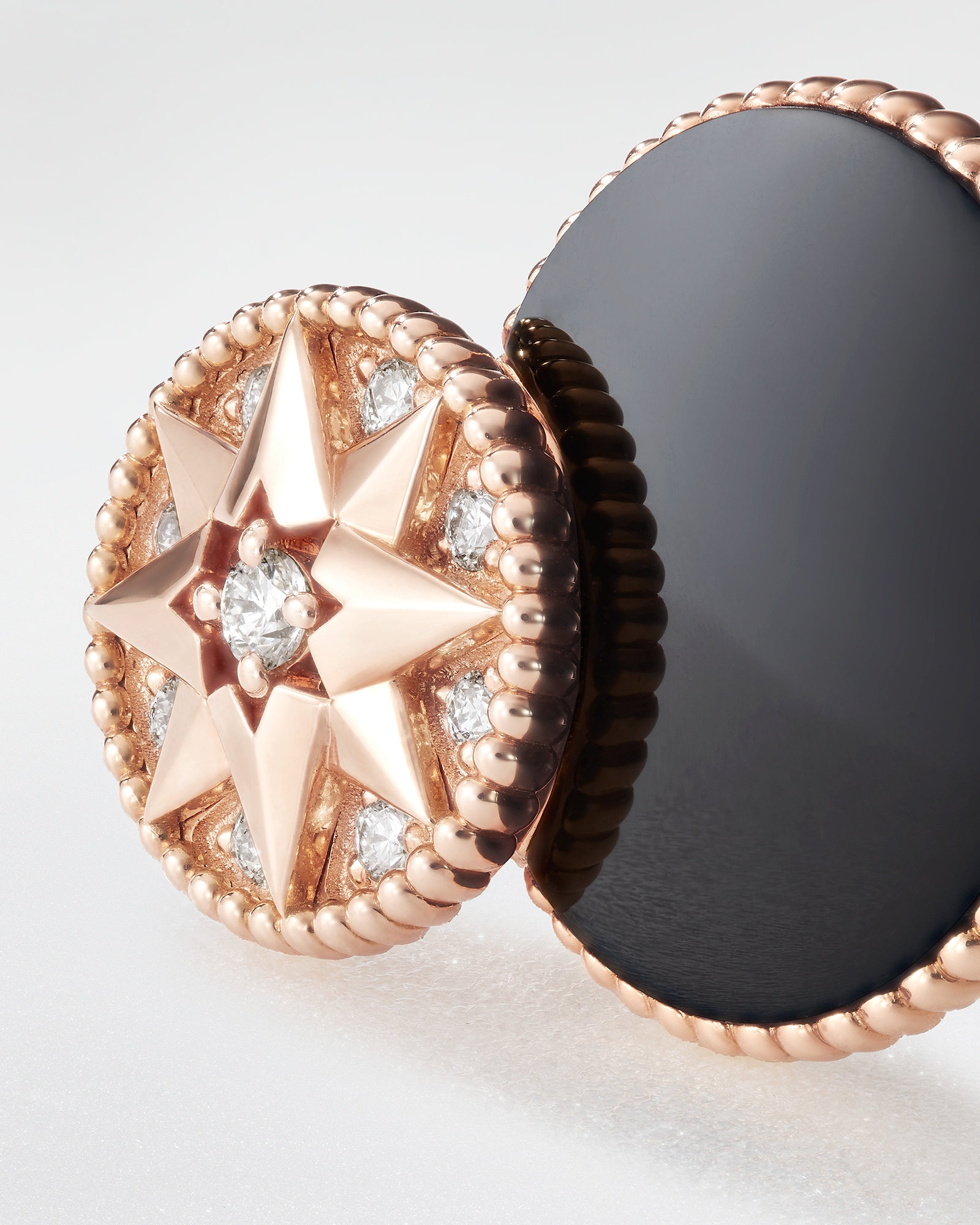 Rose des Vents 戒指 玫瑰金、鑽石和縞瑪瑙 E03