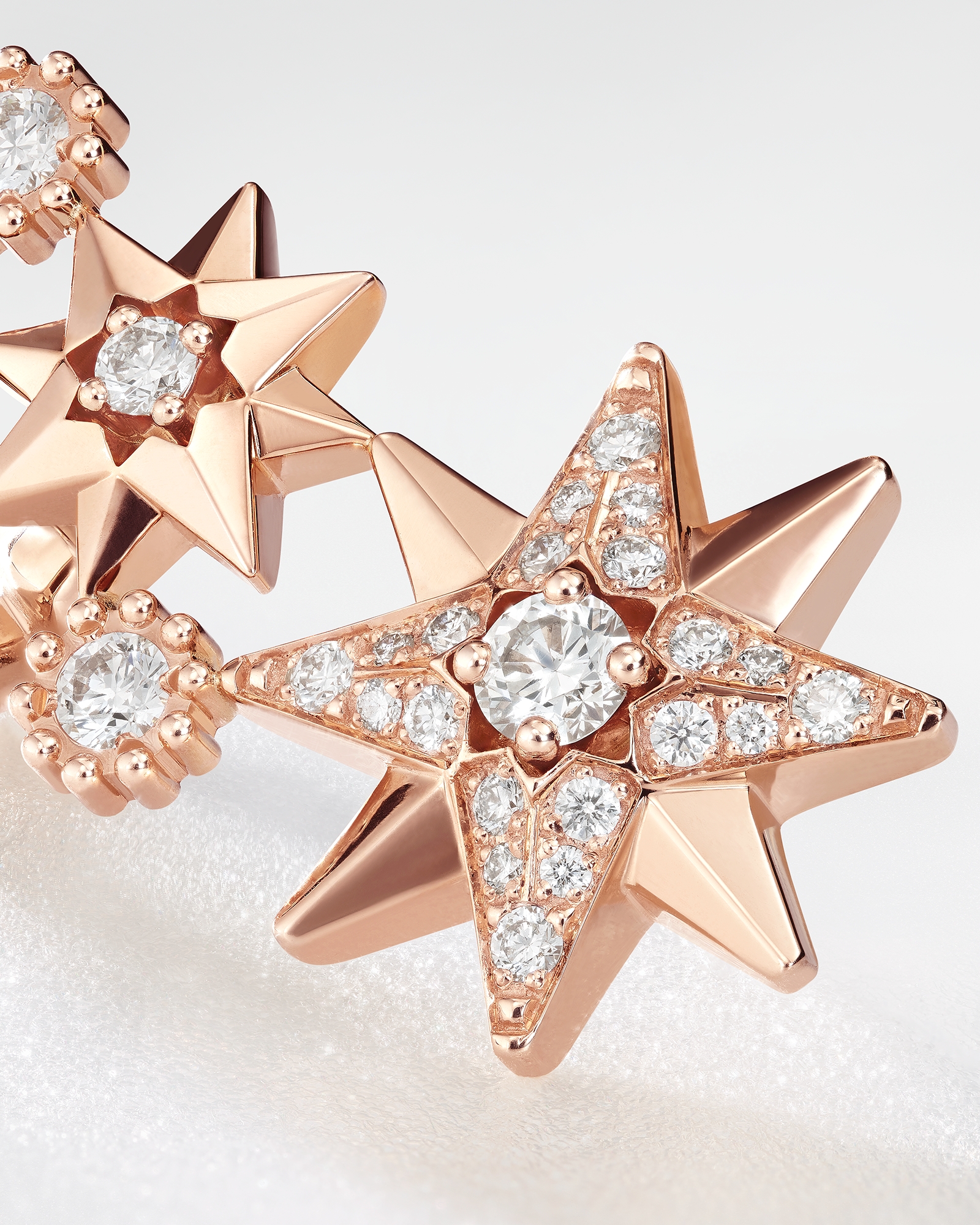 Étoile des Vents Single Earring Pink Gold and Diamonds E03