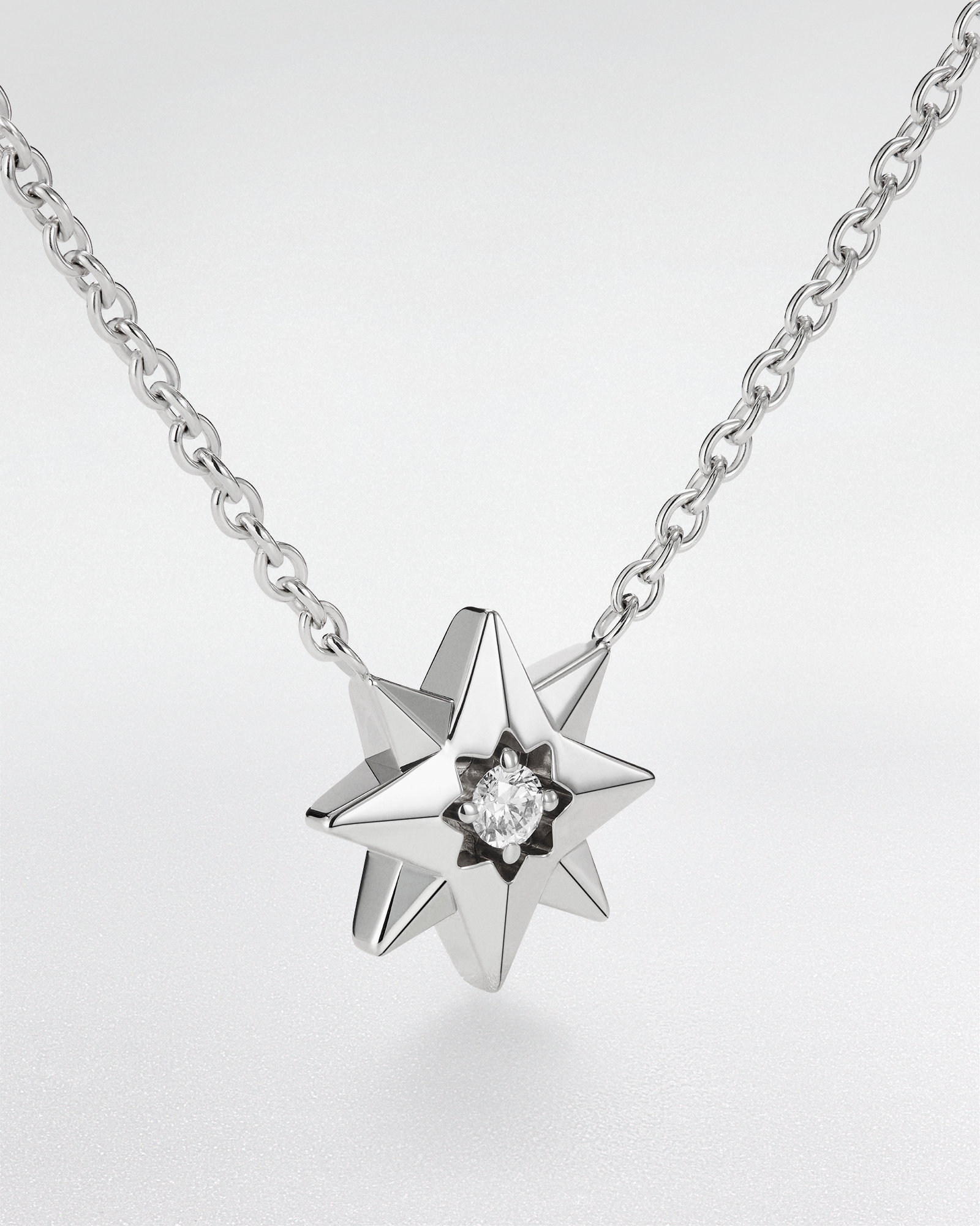Étoile des Vents Necklace White Gold and Diamond E02