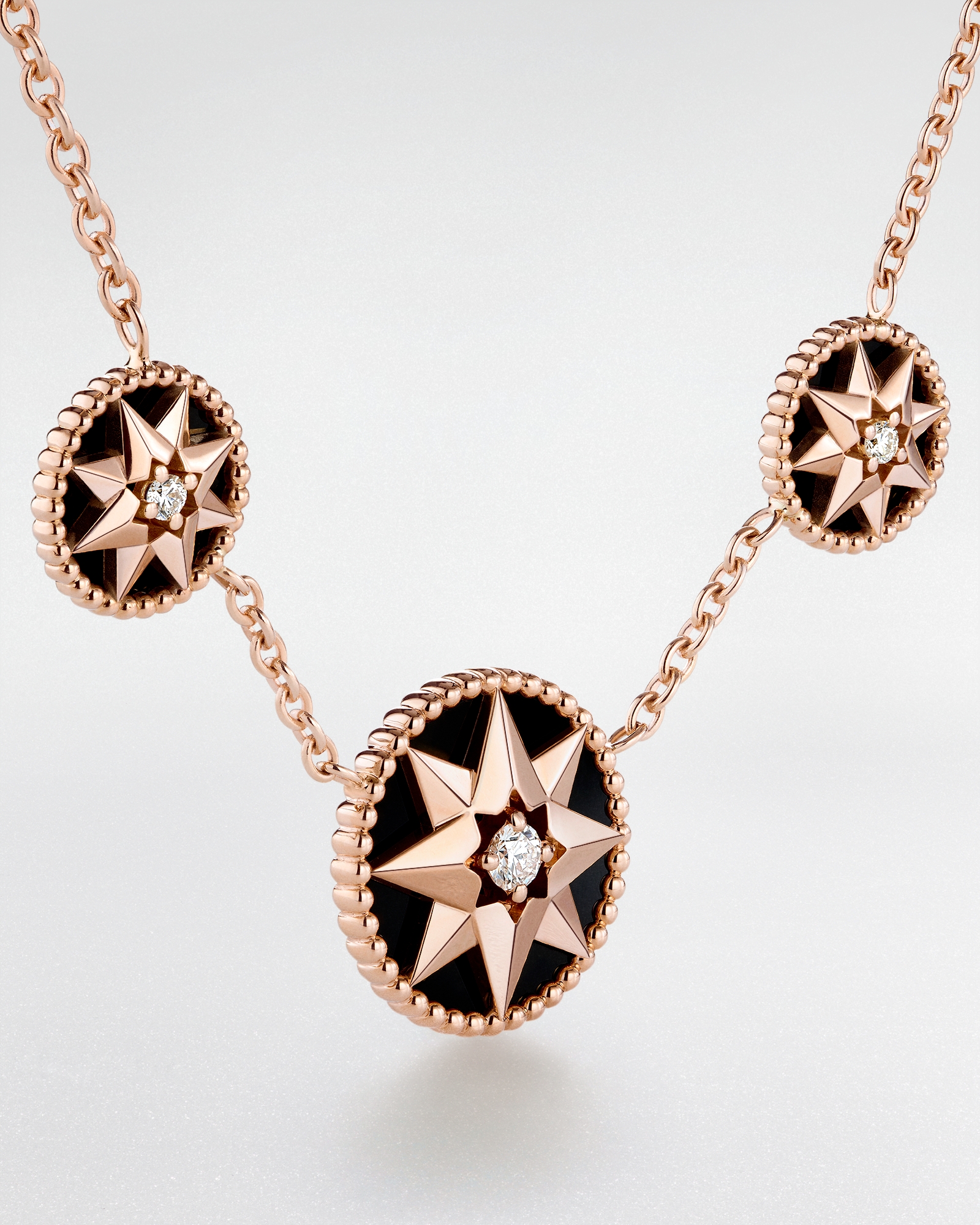 Rose des Vents Necklace Pink Gold, Diamonds and Onyx E02
