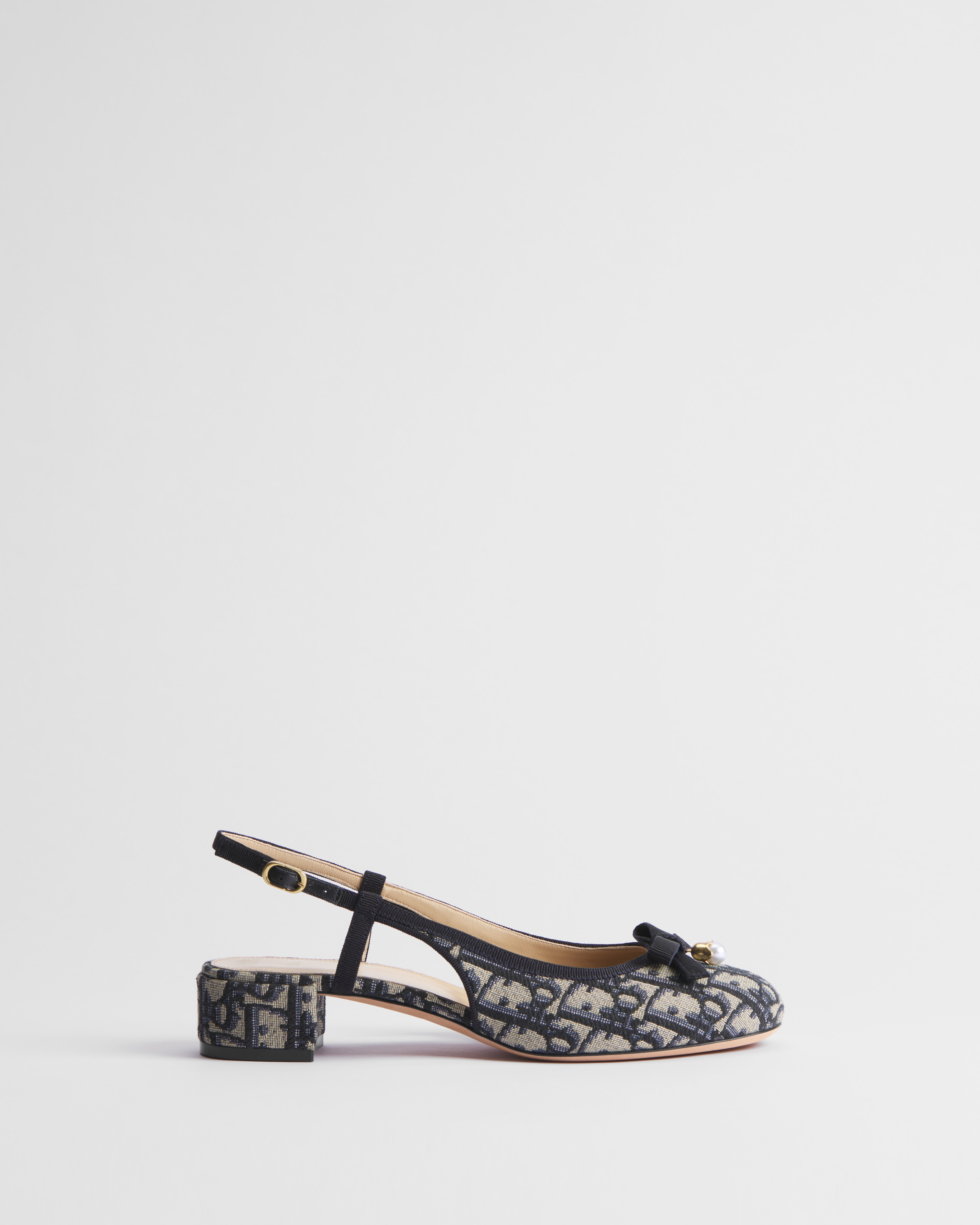 Ballerine slingback Dior Ballet Coton brodé du motif Dior Oblique bleu foncé E02