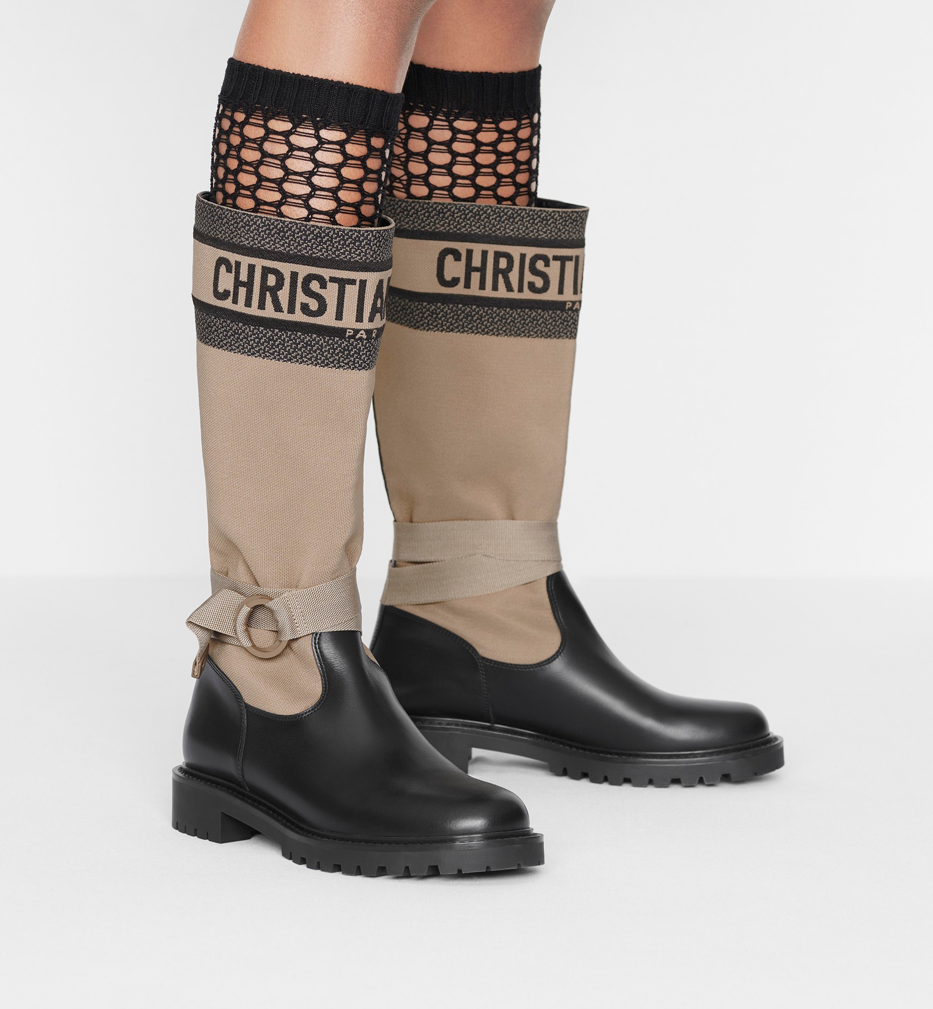 Bota D-Major Tejido técnico en gris pardo cálido y negro con piel de becerro negra E12