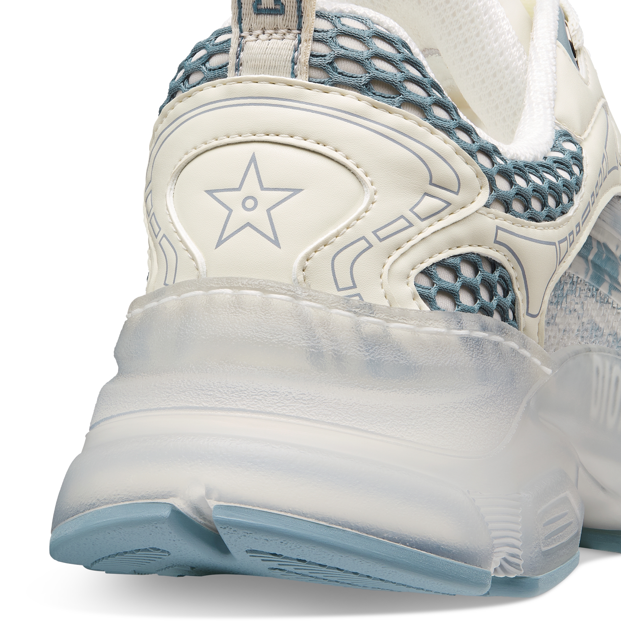 Dior Vibe Sneaker White and Chambray Blue Dior Oblique Technical Fabric and Transparent Rubber E09