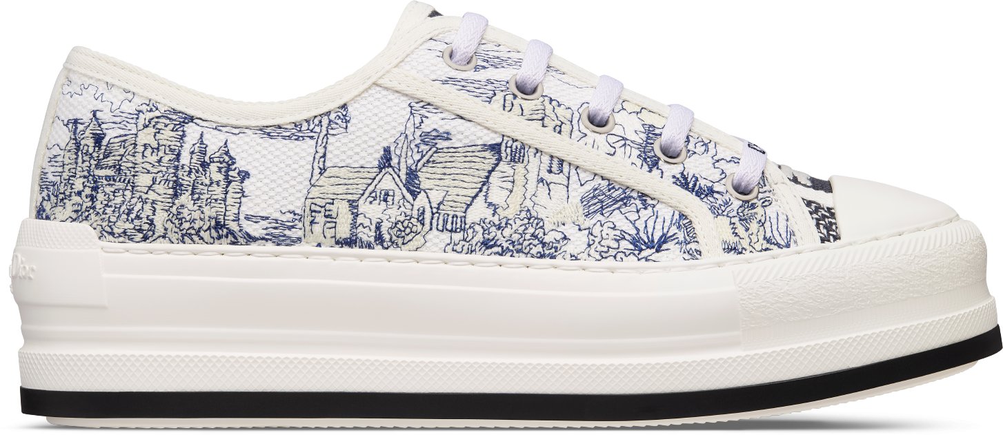 Dior sneakers floral top