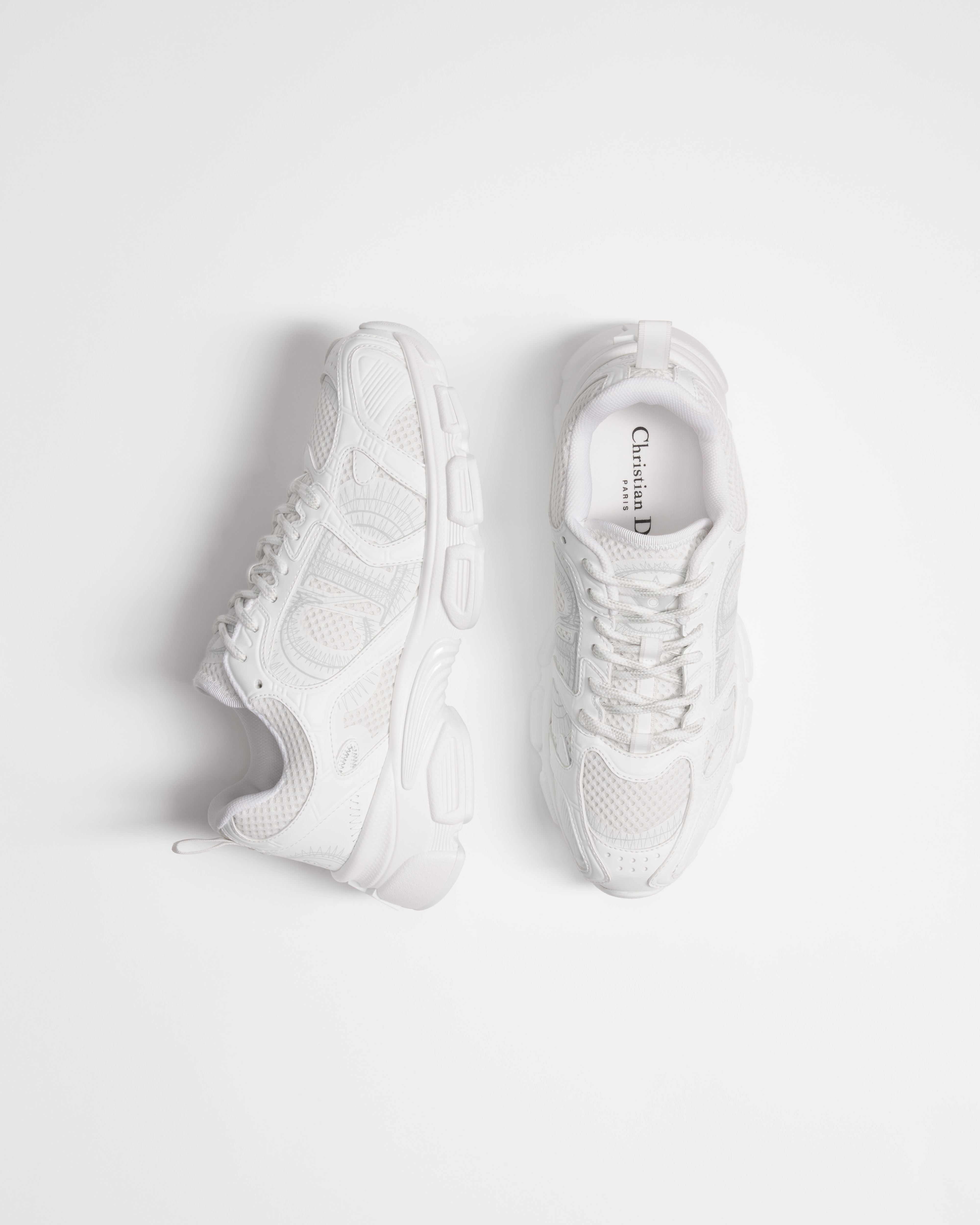 Dior Chrono スニーカー メッシュ & レザーエフェクト パネル E06