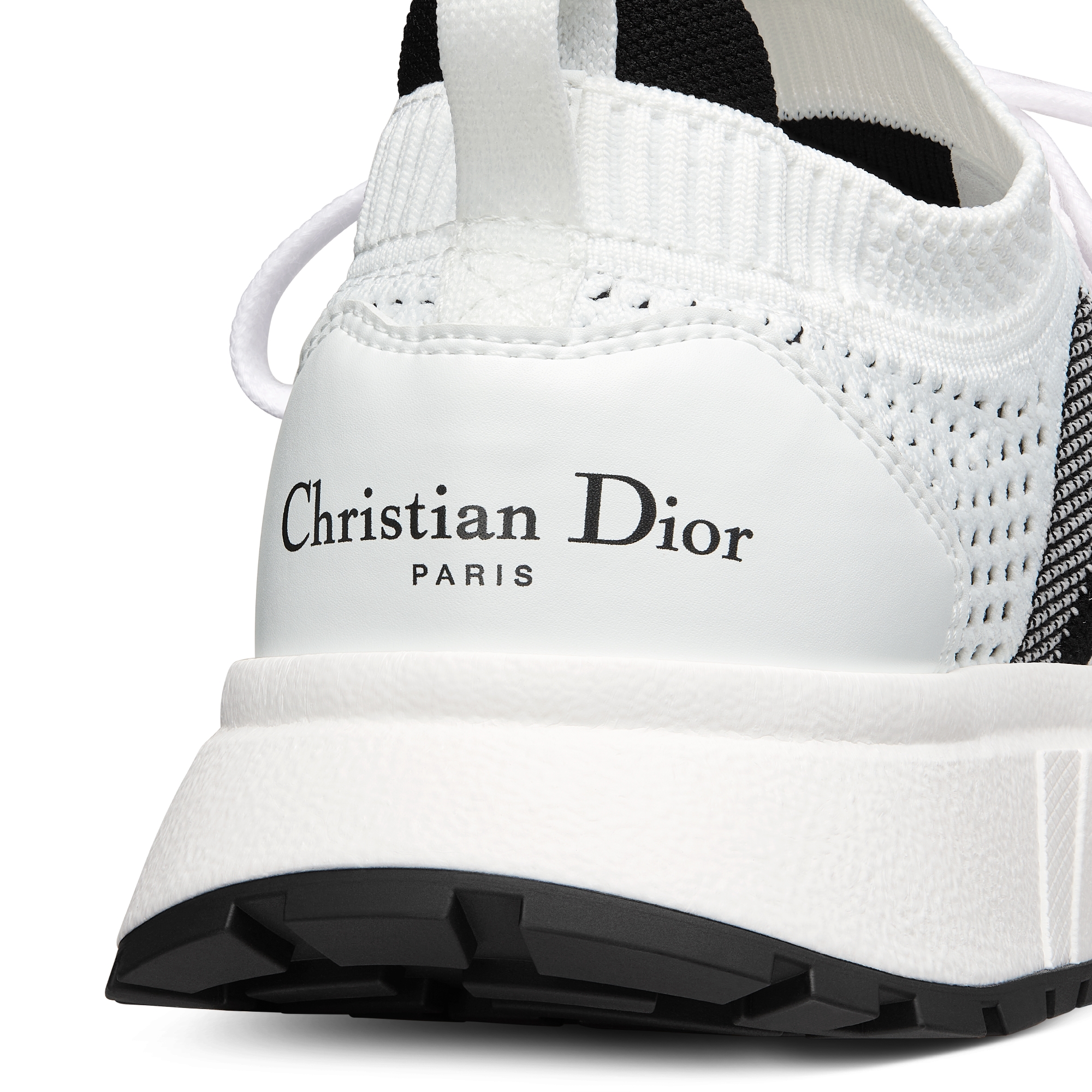 Run'n'Dior Sneaker White and Black Technical Mesh E09