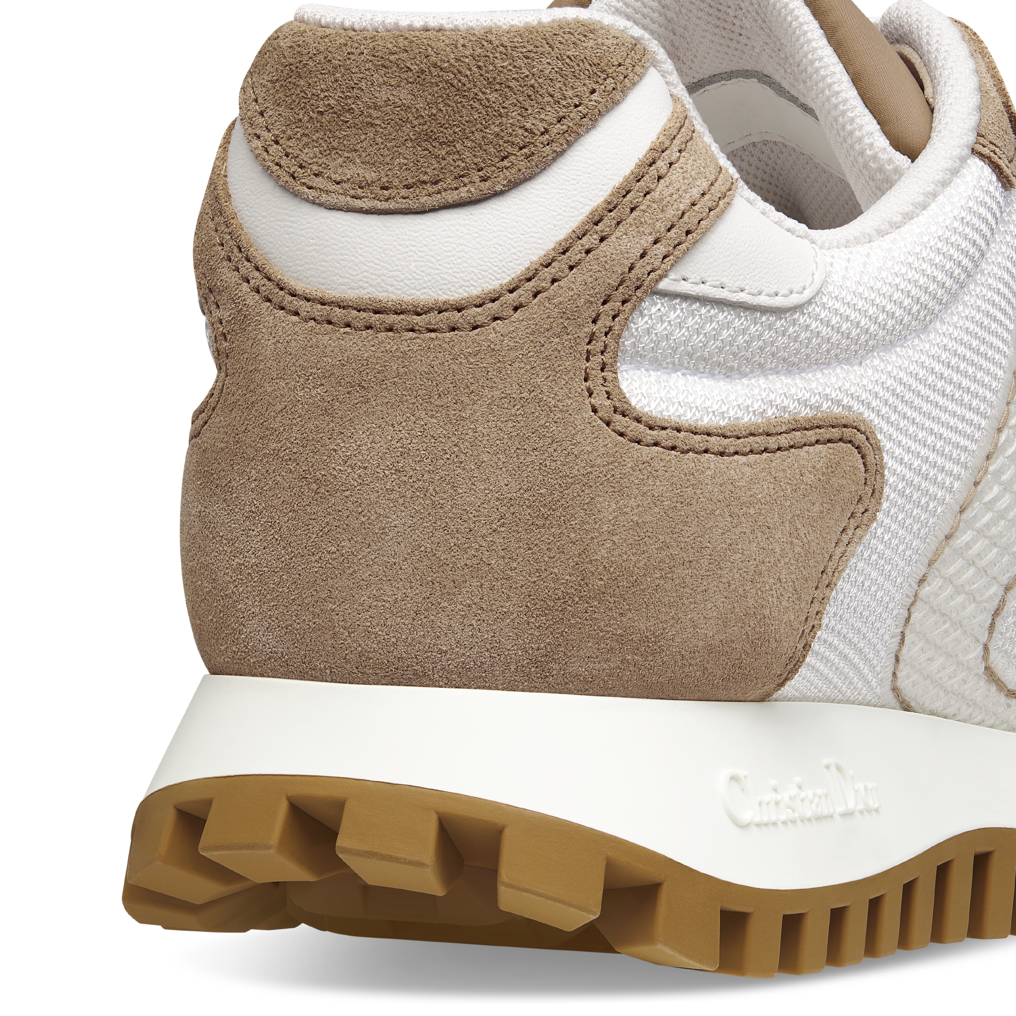 C'est Dior Sneaker Funktionsmesh in Weiß mit Kalbsleder und Kalbsveloursleder in Haselnussbraun E09