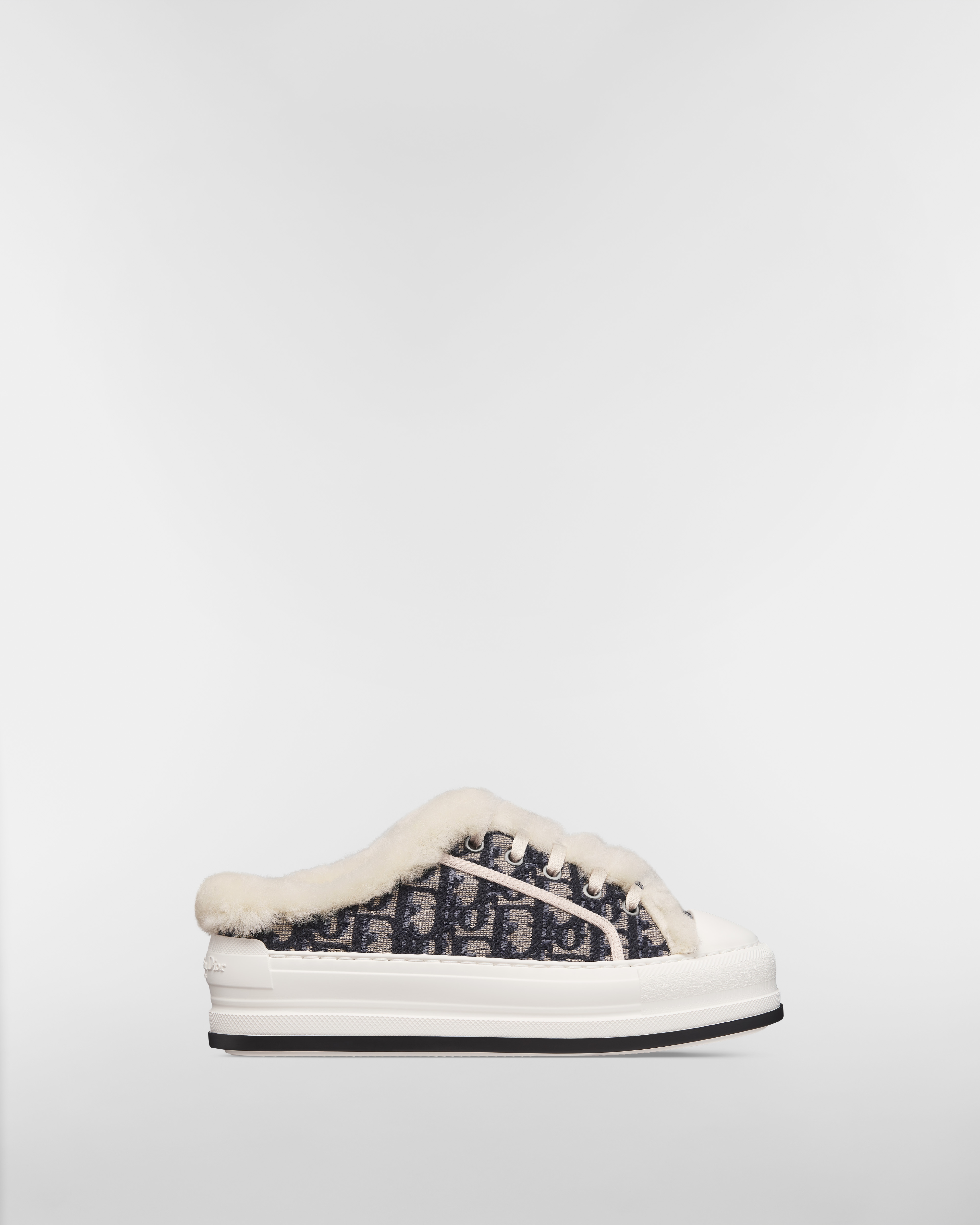 DiorAlps Walk'n'Dior Platform Sneaker Deep Blue Dior Oblique Embroidered Cotton and White Lambskin Shearling E02
