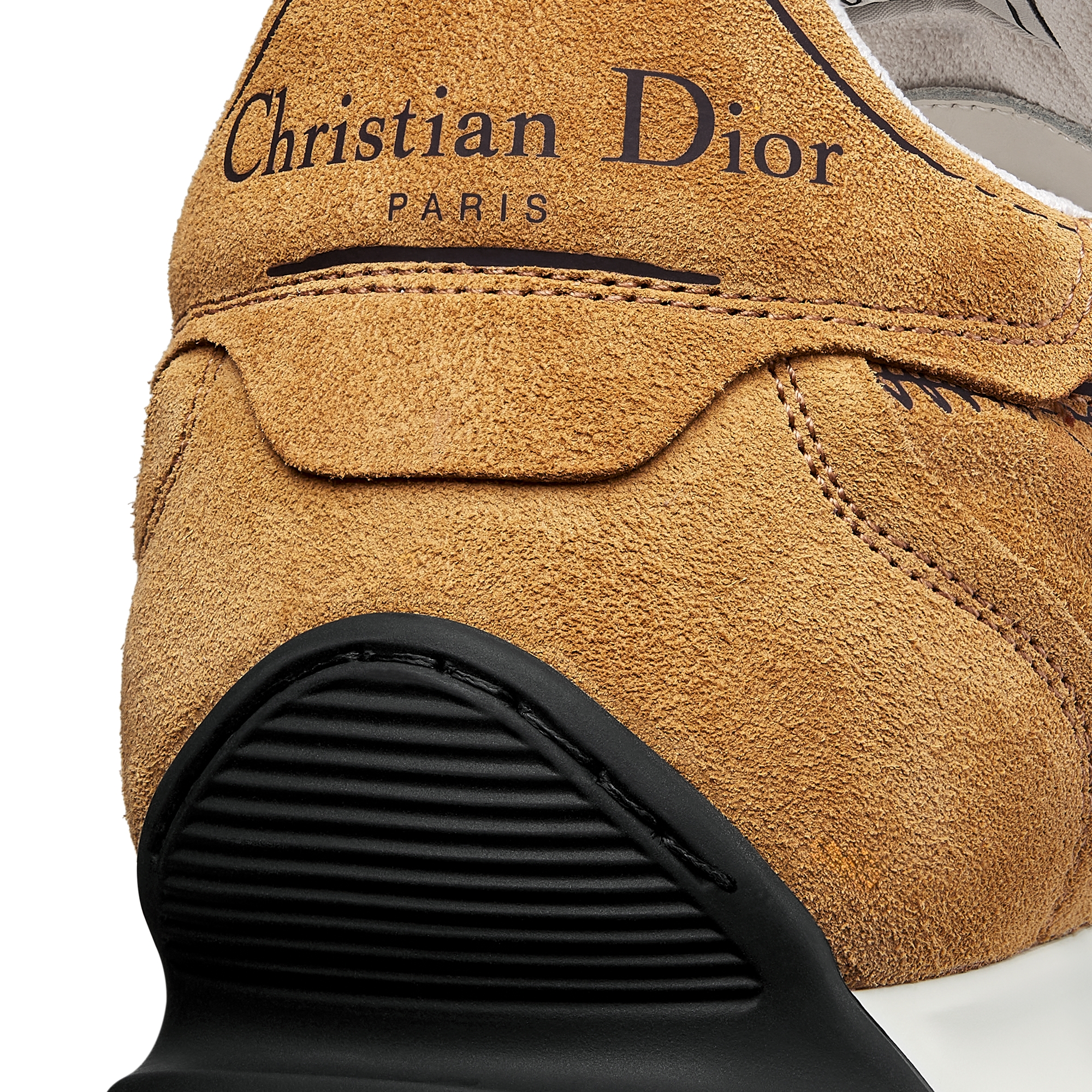 D-Sketch Sneaker Hazelnut Suede Calfskin E09