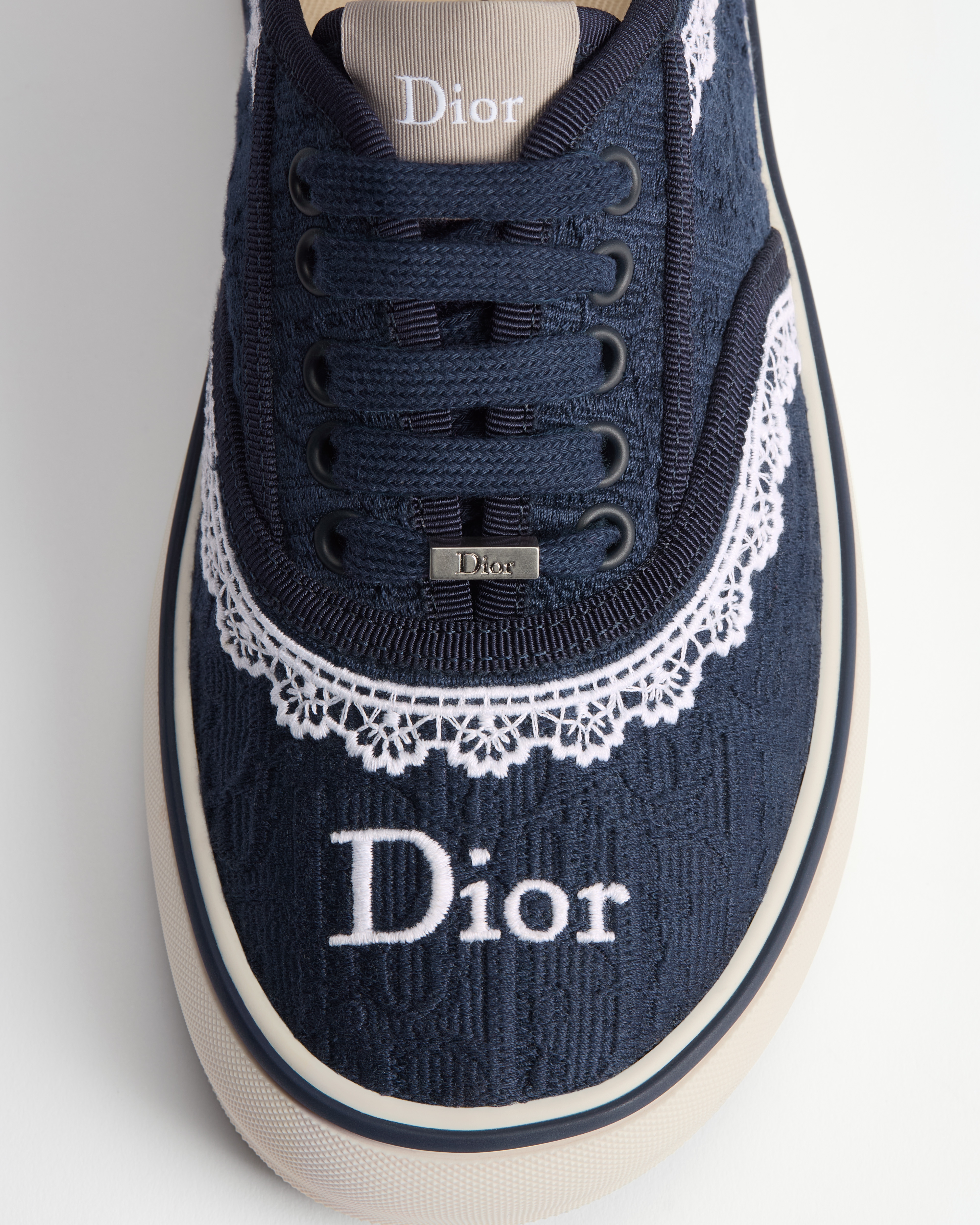 Dior Saltwind-sneaker Blauw katoen geborduurd met Dior Oblique-motief en ecru kant E12