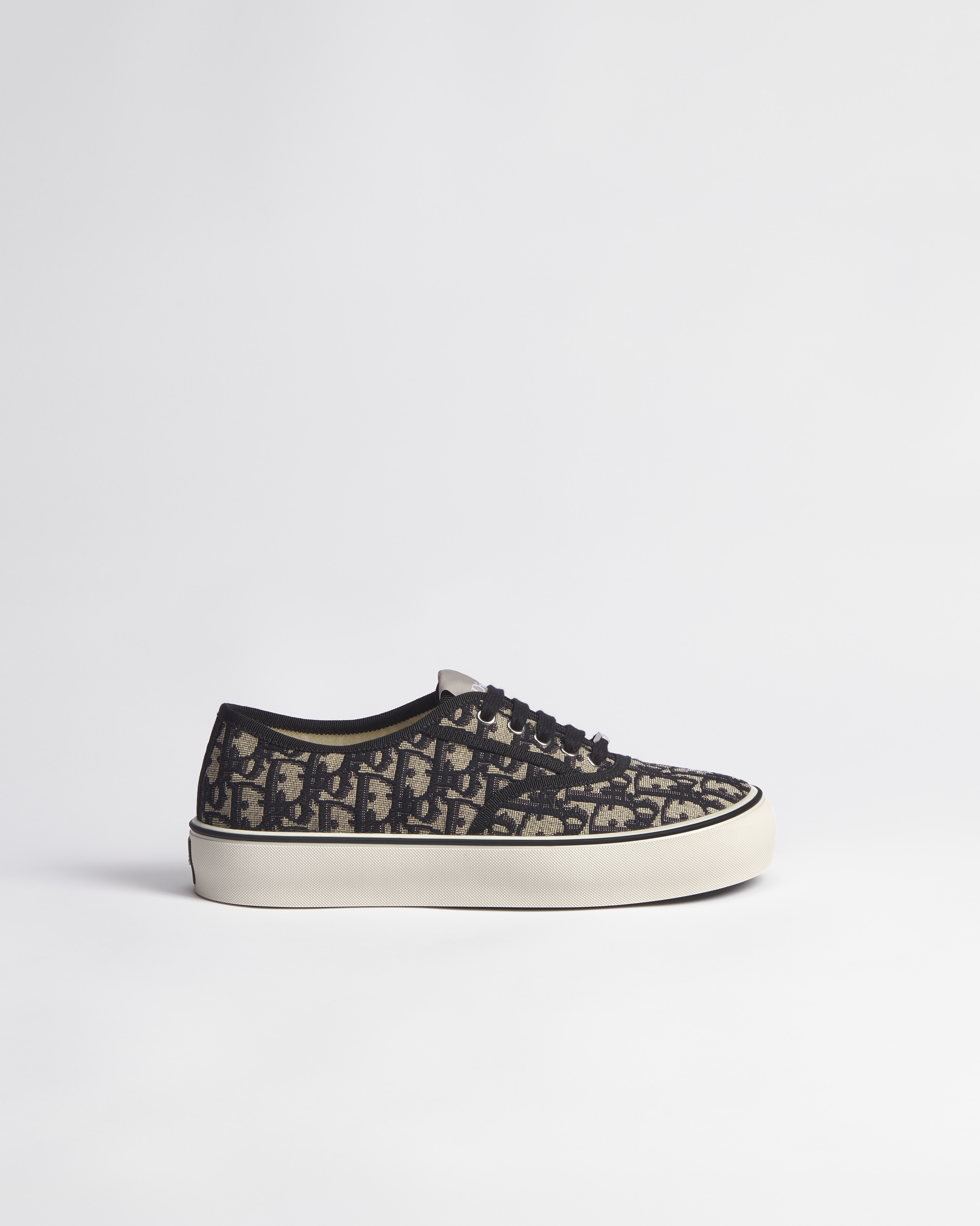 Dior Saltwind Sneaker Blue Dior Oblique Embroidered Cotton E02