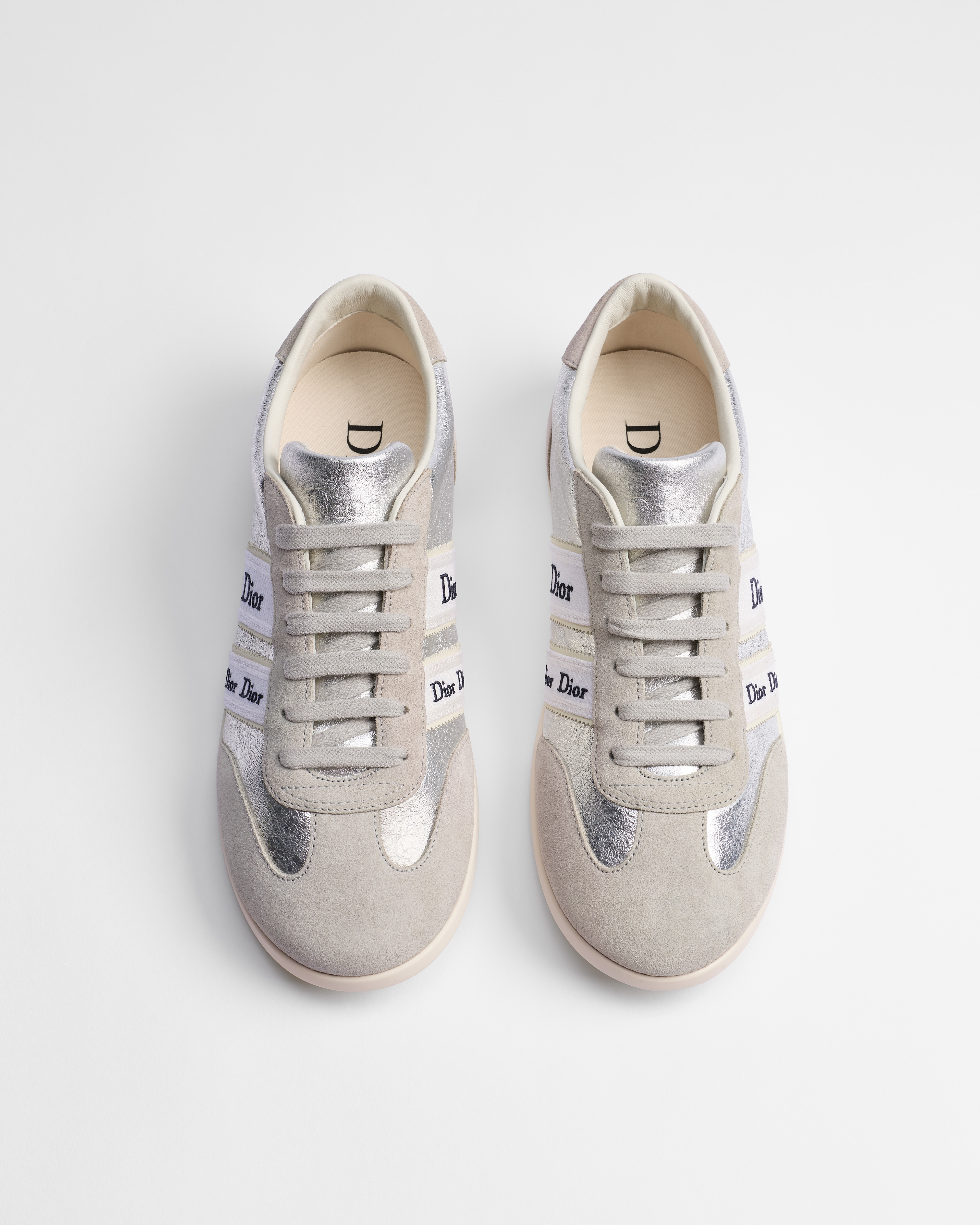 Sneaker Dior Ribbon Veau velours gris et cuir d'agneau laminé craquelé argenté E06