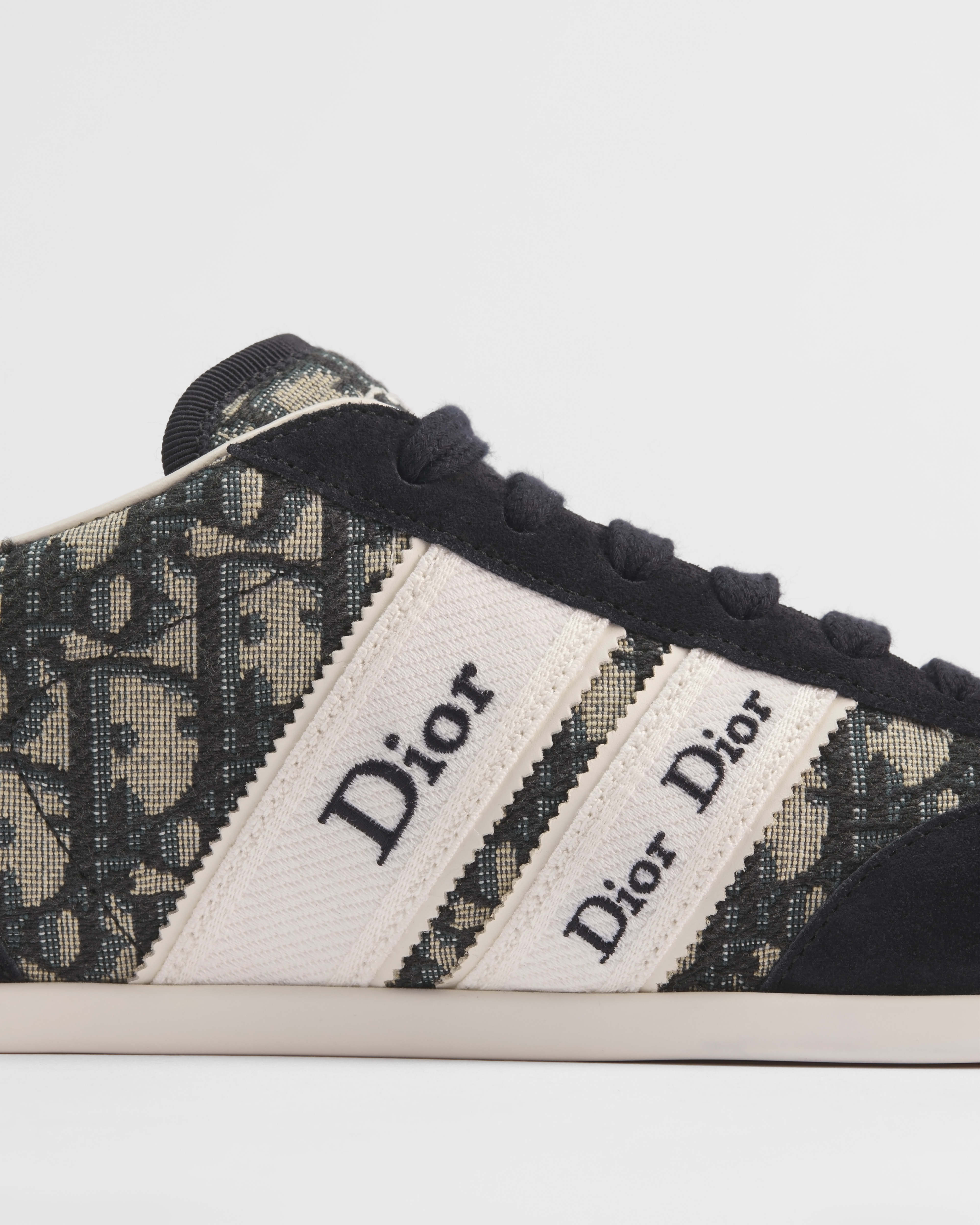 Dior Ribbon Sneaker Navy Blue Dior Oblique Jacquard and Black Suede Calfskin E09