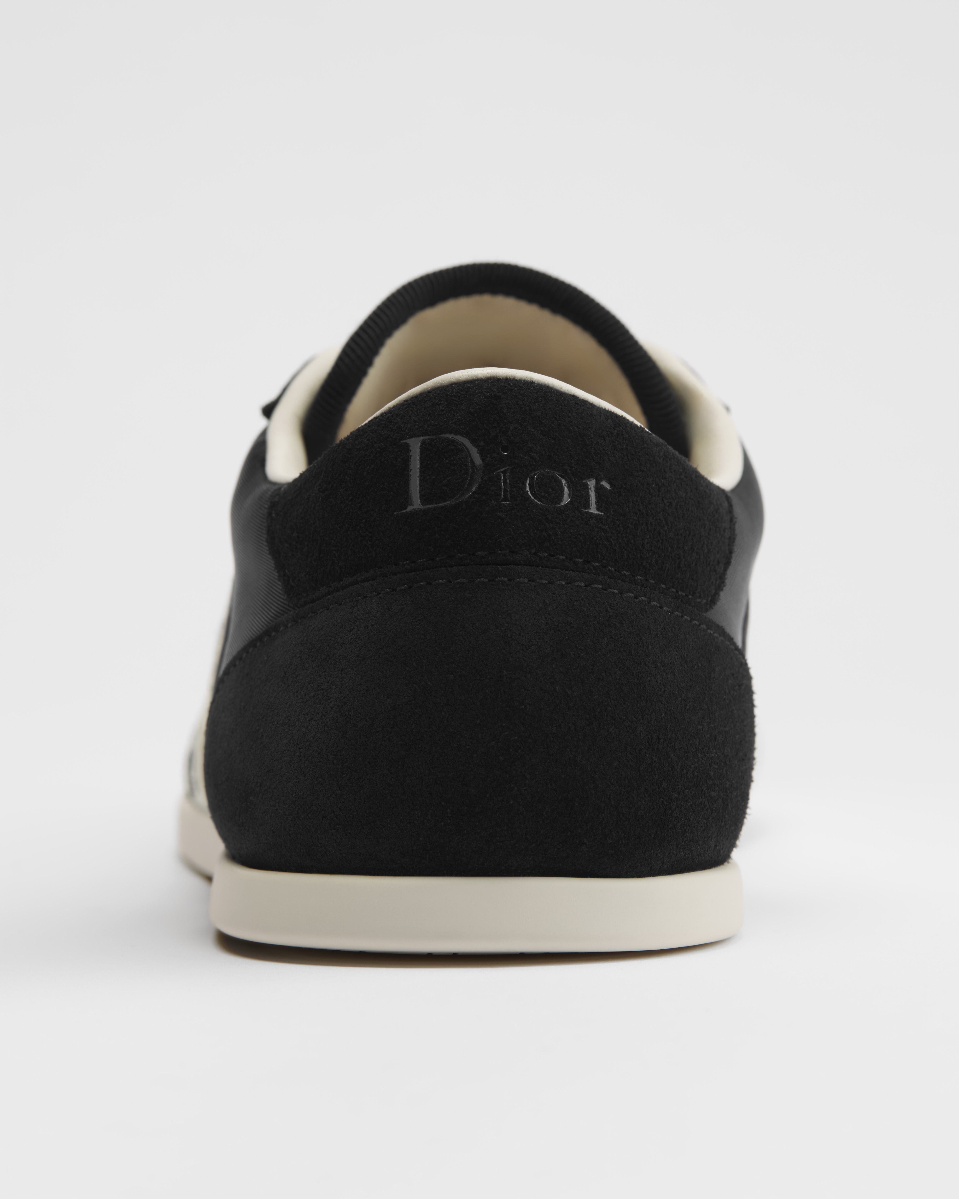 Sneaker Dior Ribbon Ante de piel de becerro y tejido técnico en negro E10