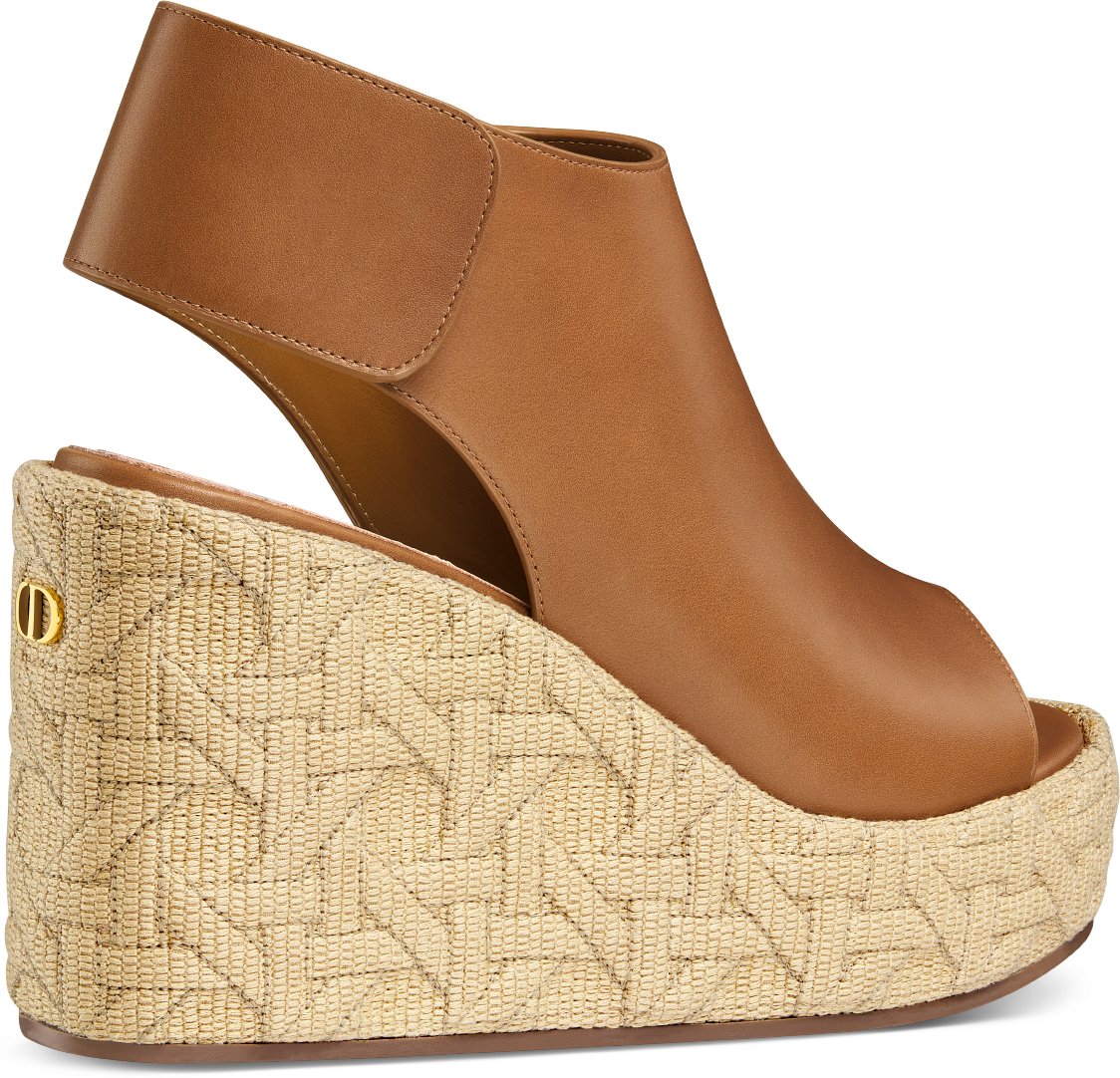 Attitude Dior Wedge Sandal Three quarter back view