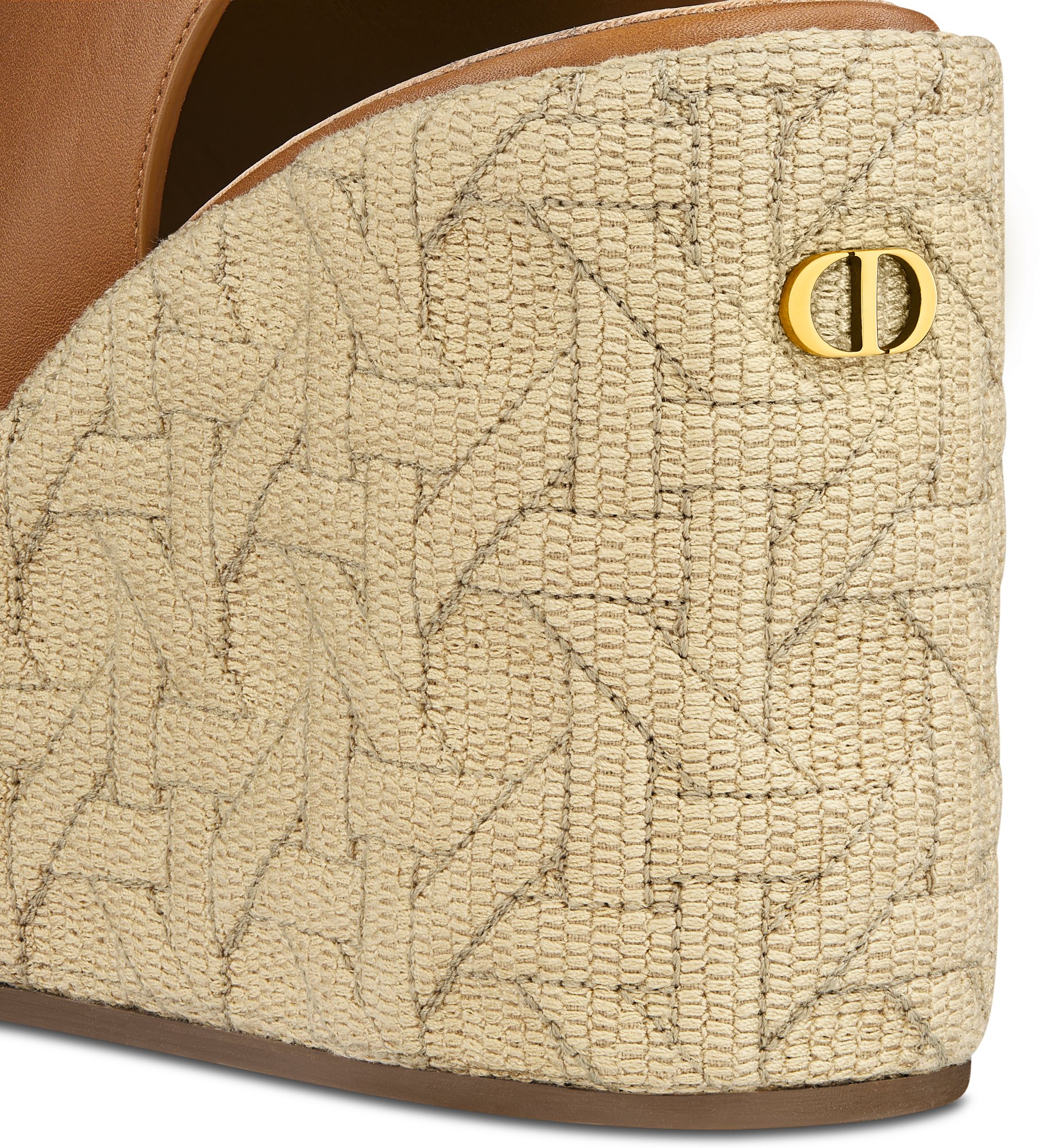 Attitude Dior Wedge Sandal Detailed view