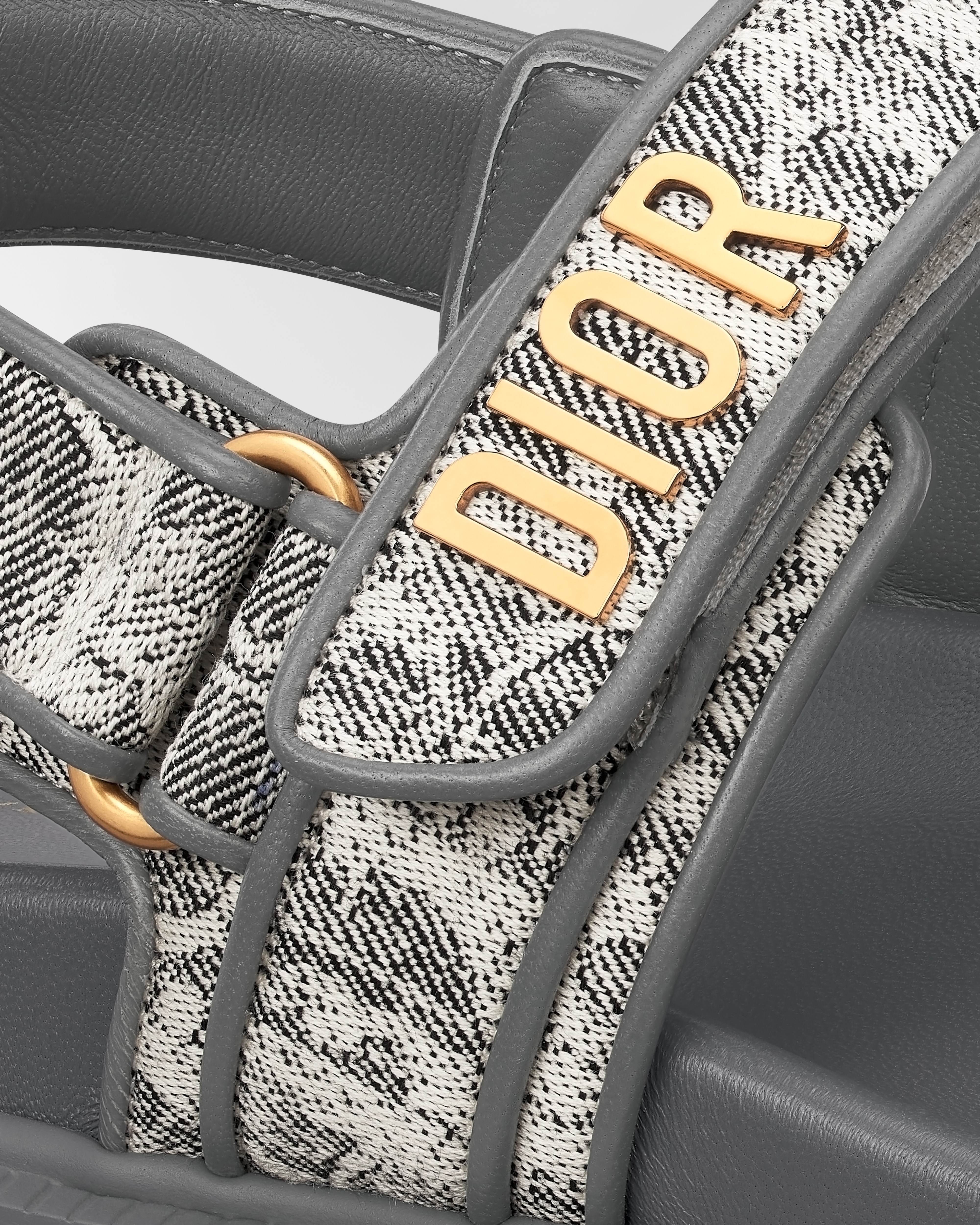 Dioract Sandal Deep Gray Dior Oblique Lusenti Canvas E09