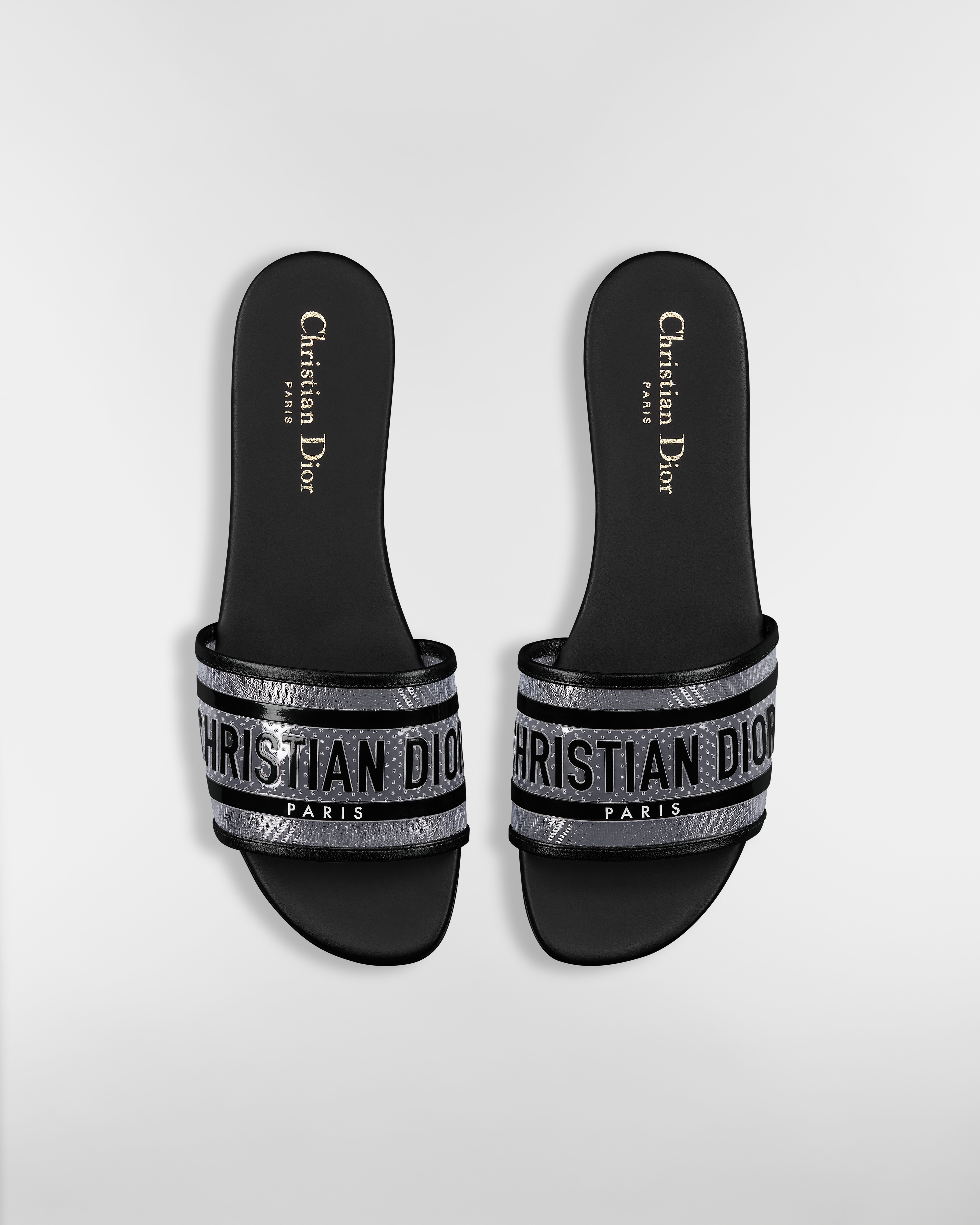 Mule Dway Vinilo transparente y negro E06