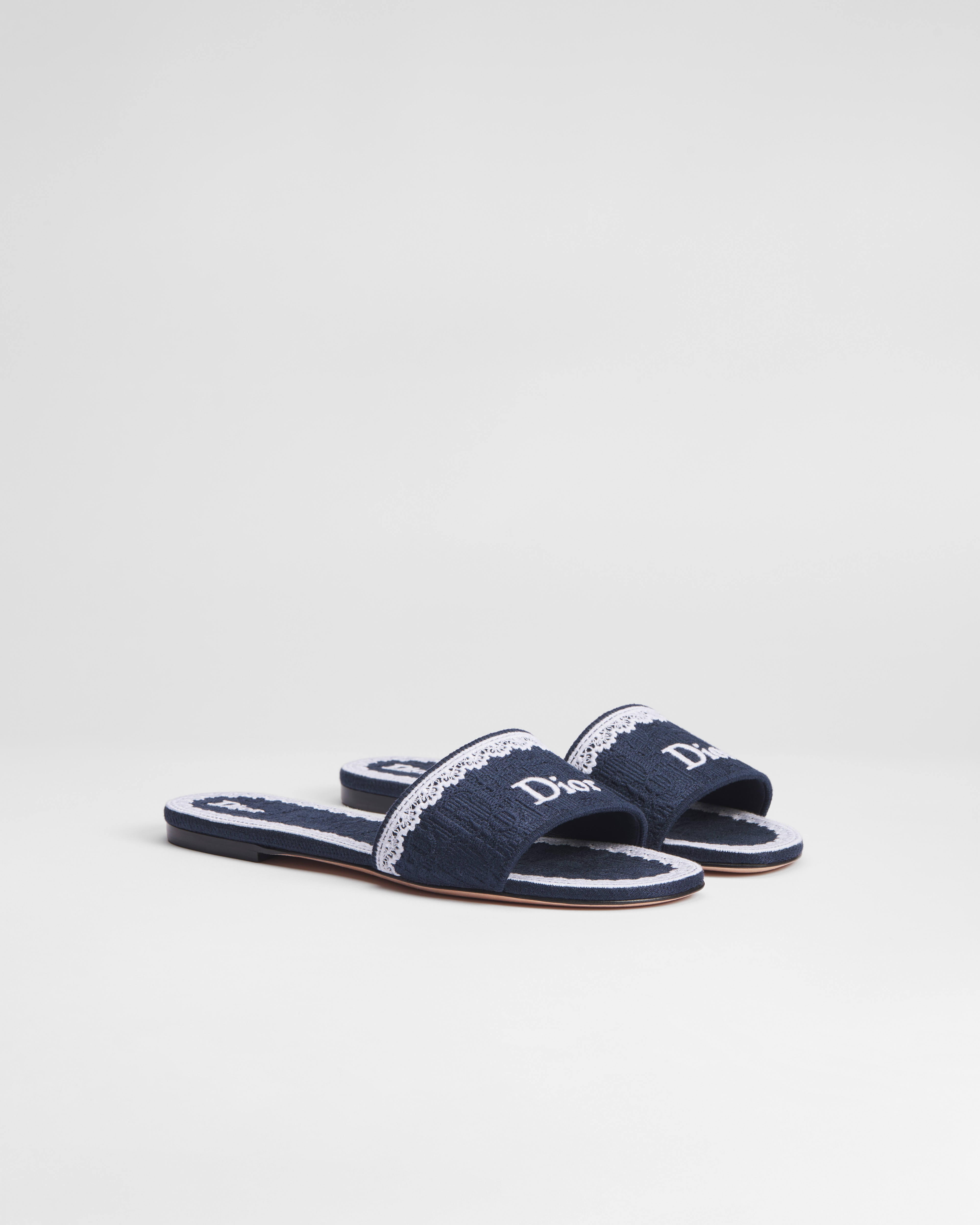 Mule Dior Dentelle Algodón bordado Dior Oblique azul y encaje color crudo E03