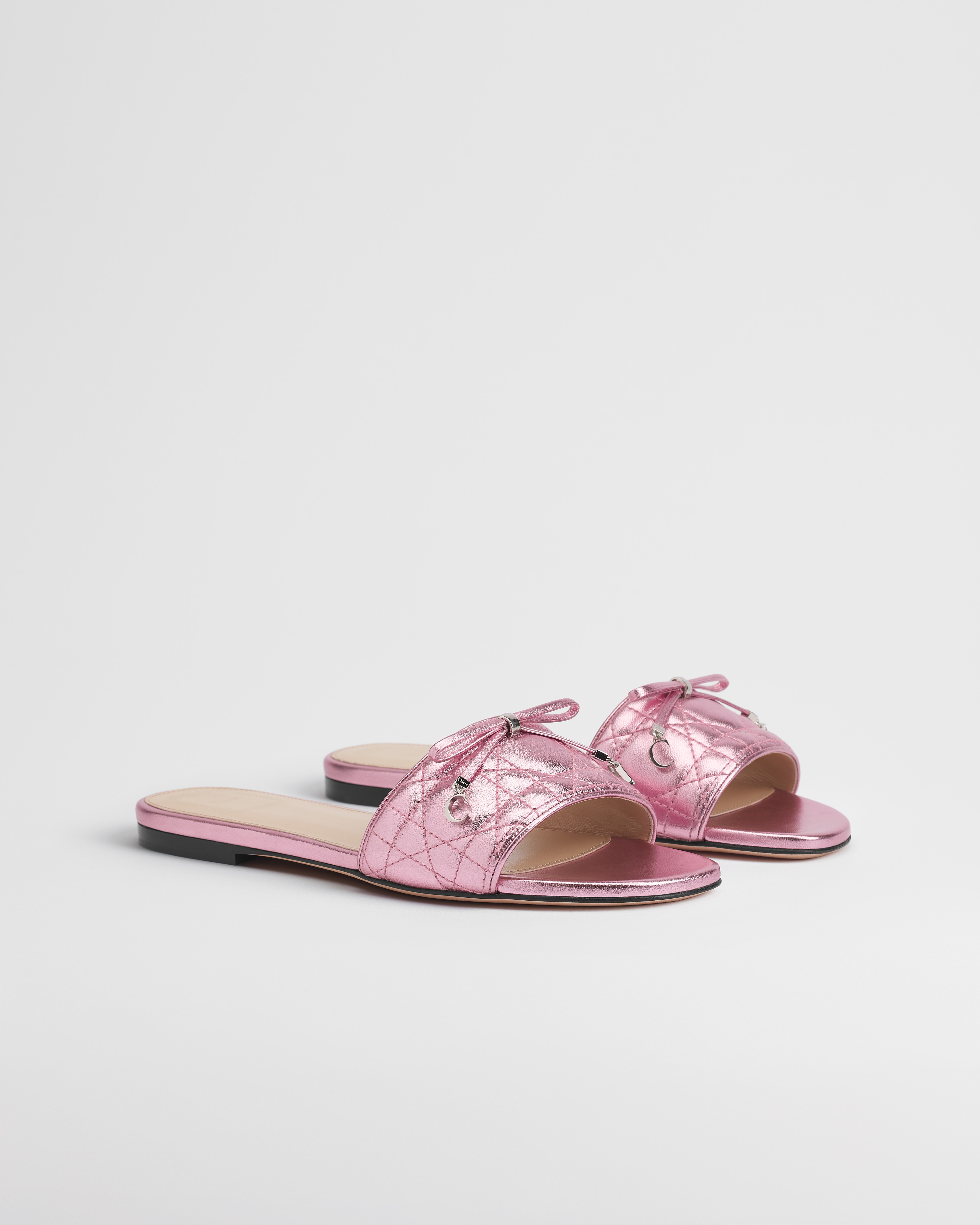 Dior Or Dior Cannage Slide Pink Laminated Lambskin with Quilted Cannage Motif E03