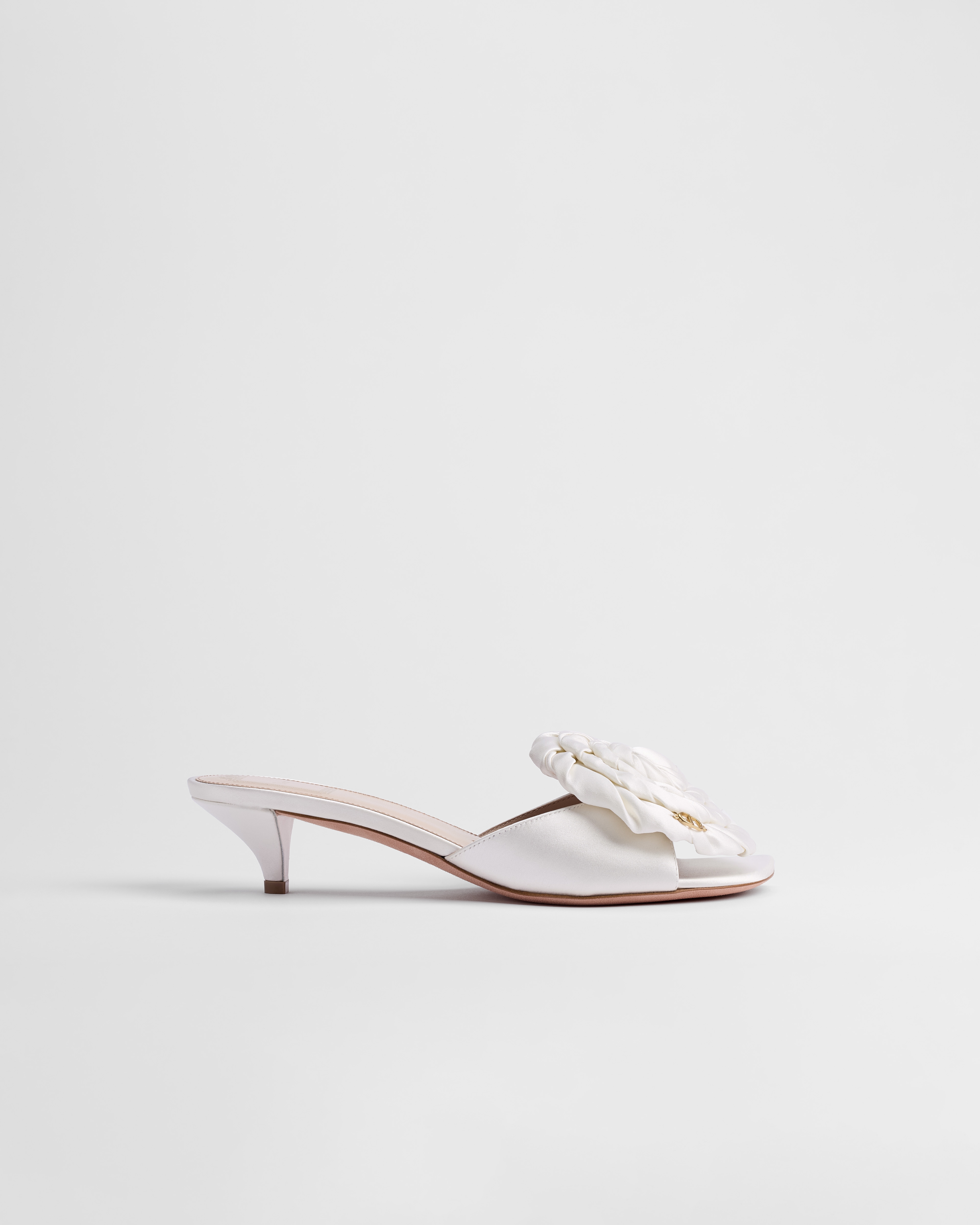 Dior Aurore-sandaal met hak Wit satijn E02