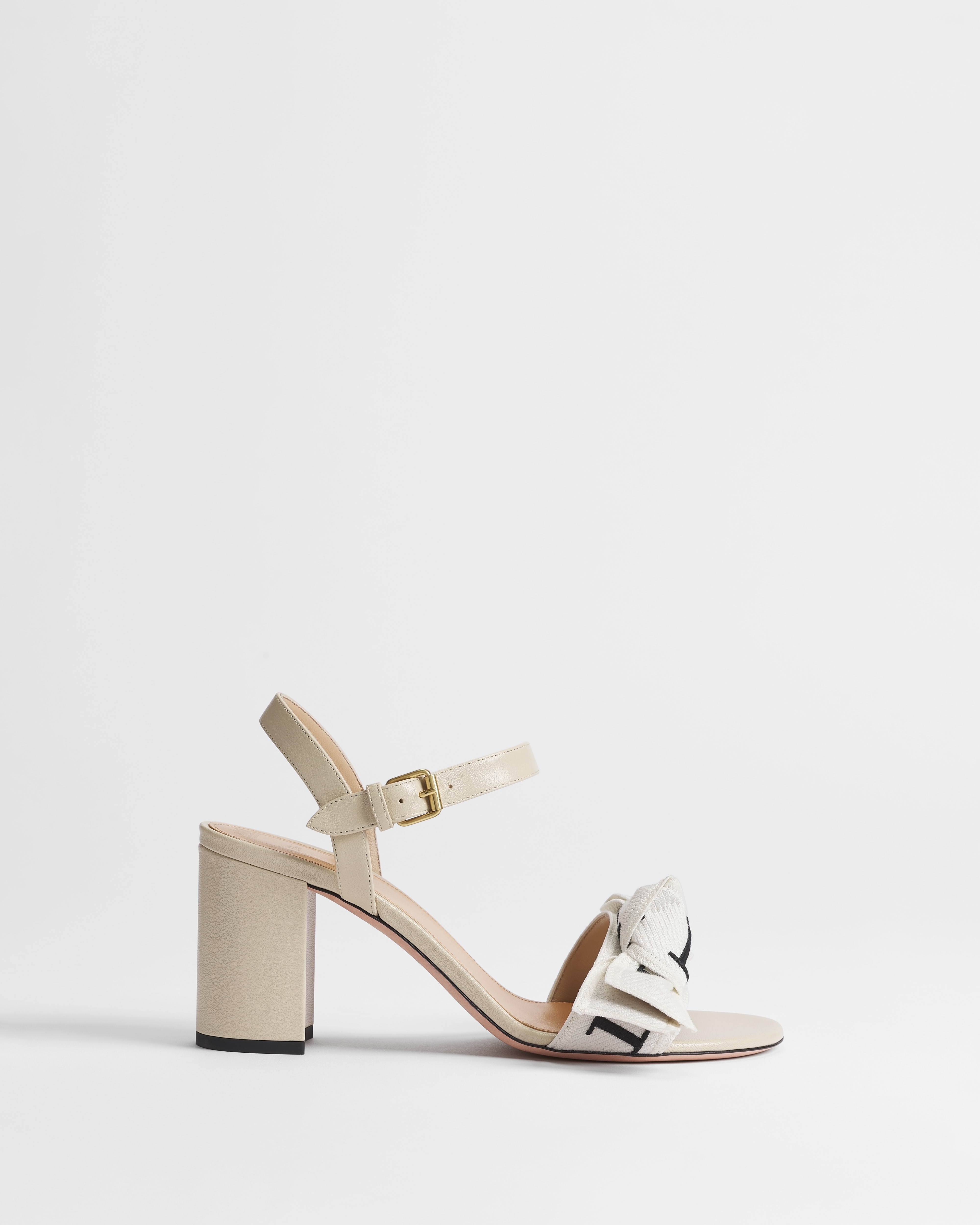 J'Adior Heeled Sandal White Embroidered Cotton and Trench Lambskin E02