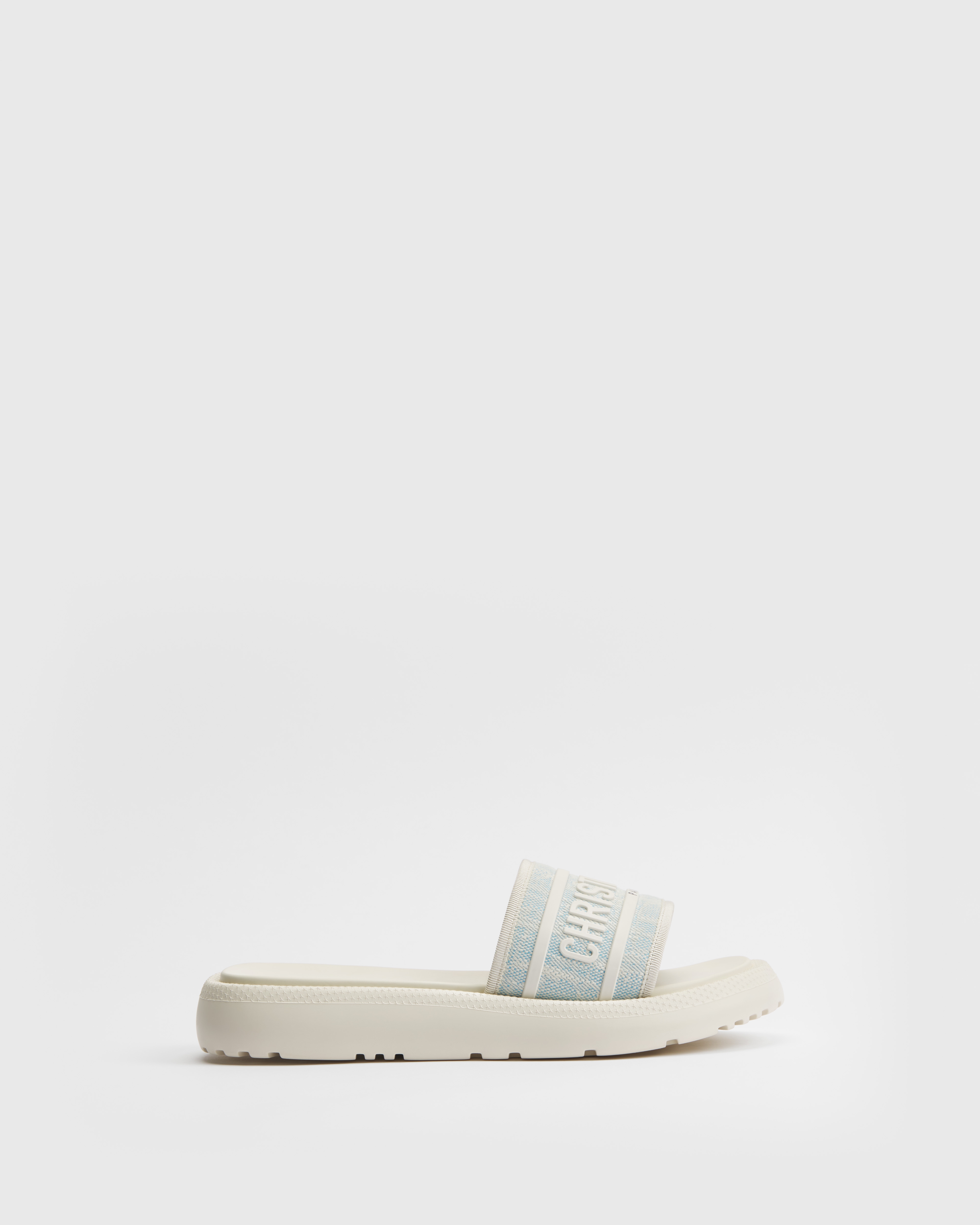 Dioriviera Dway Slide White and Sky Blue Dior Oblique Washed Linen E02