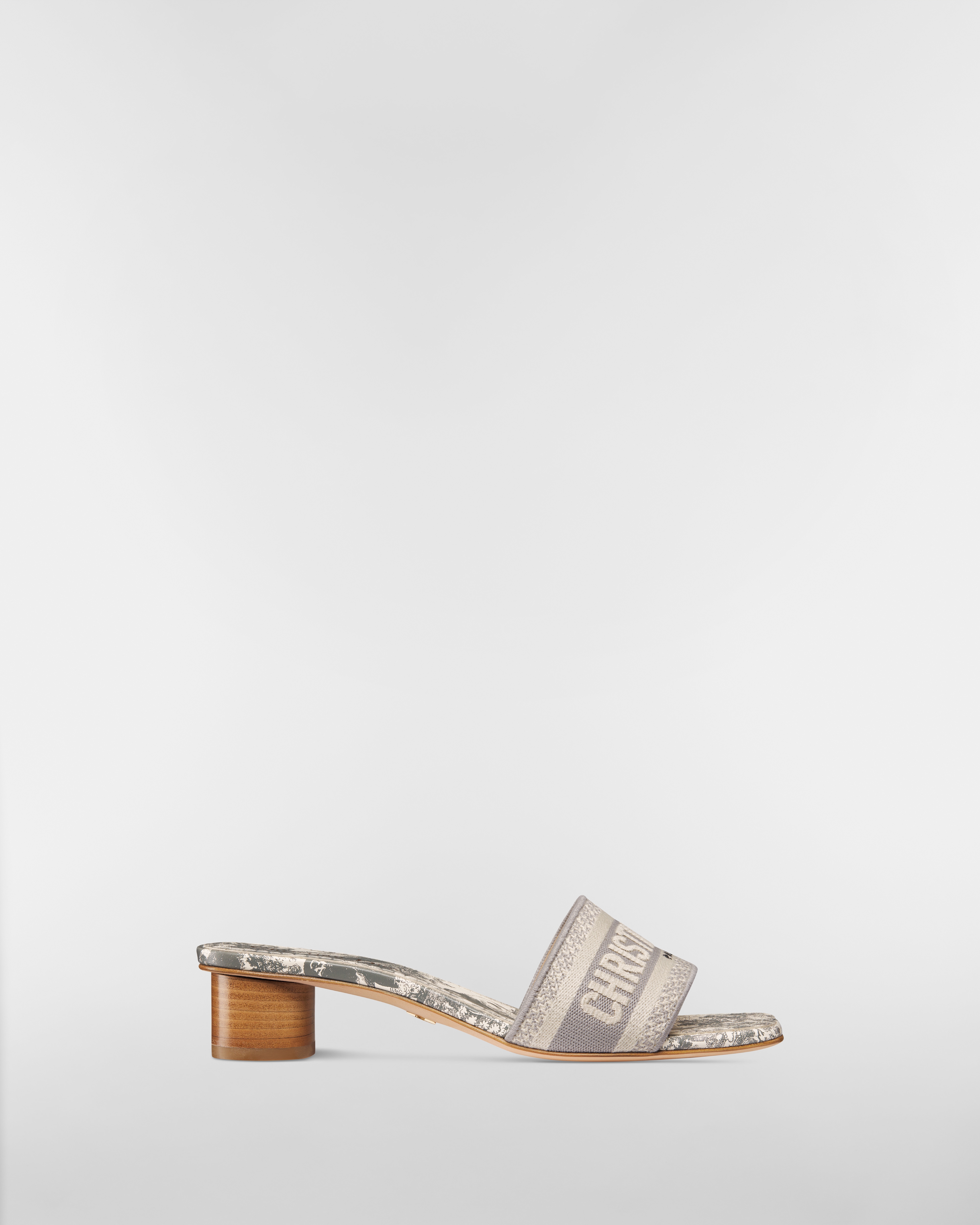 Dway Heeled Slide Gray Embroidered Cotton and Toile de Jouy Sauvage Motif E02