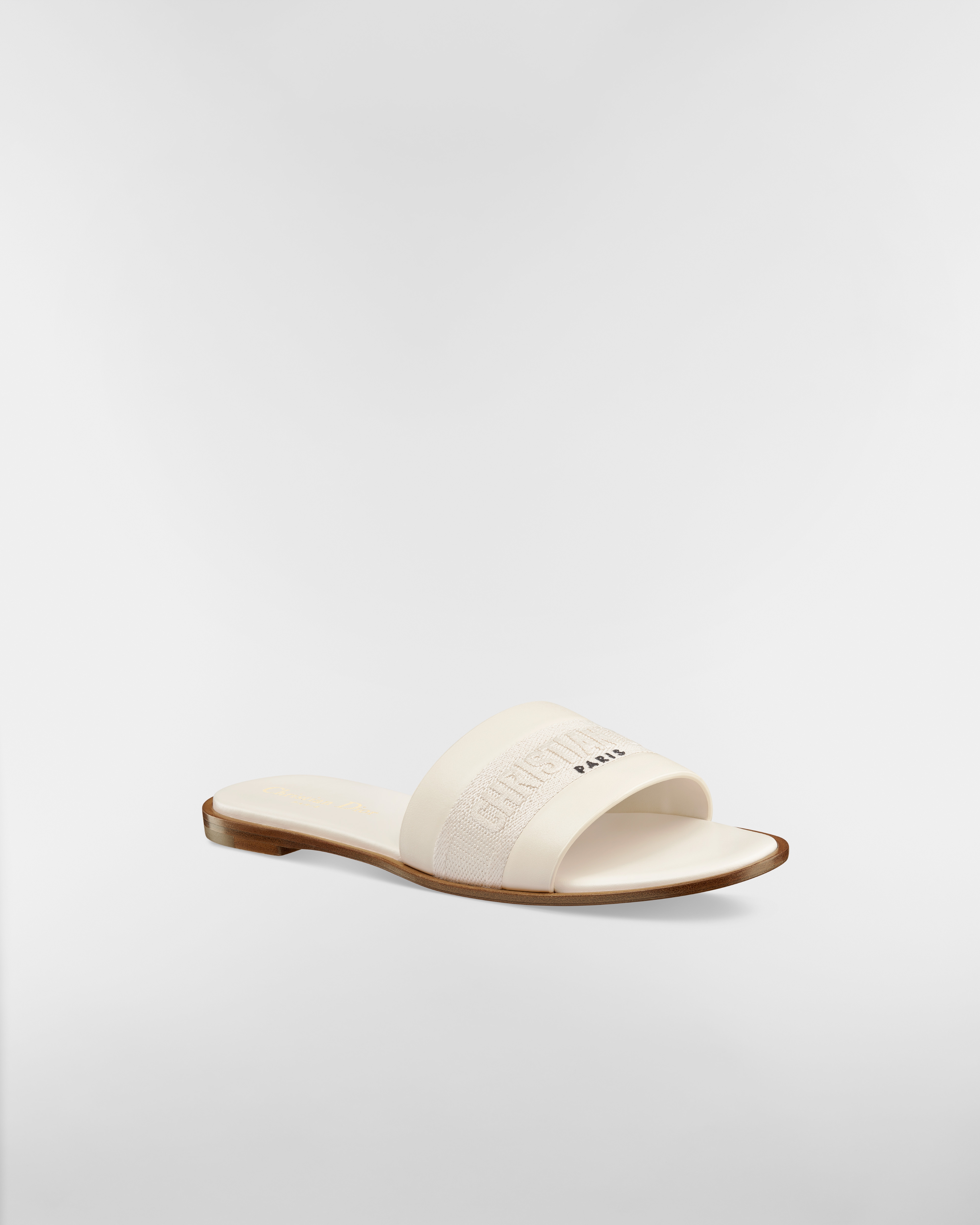 Dway-muiltje Wit kalfsleer en geborduurd katoen E03