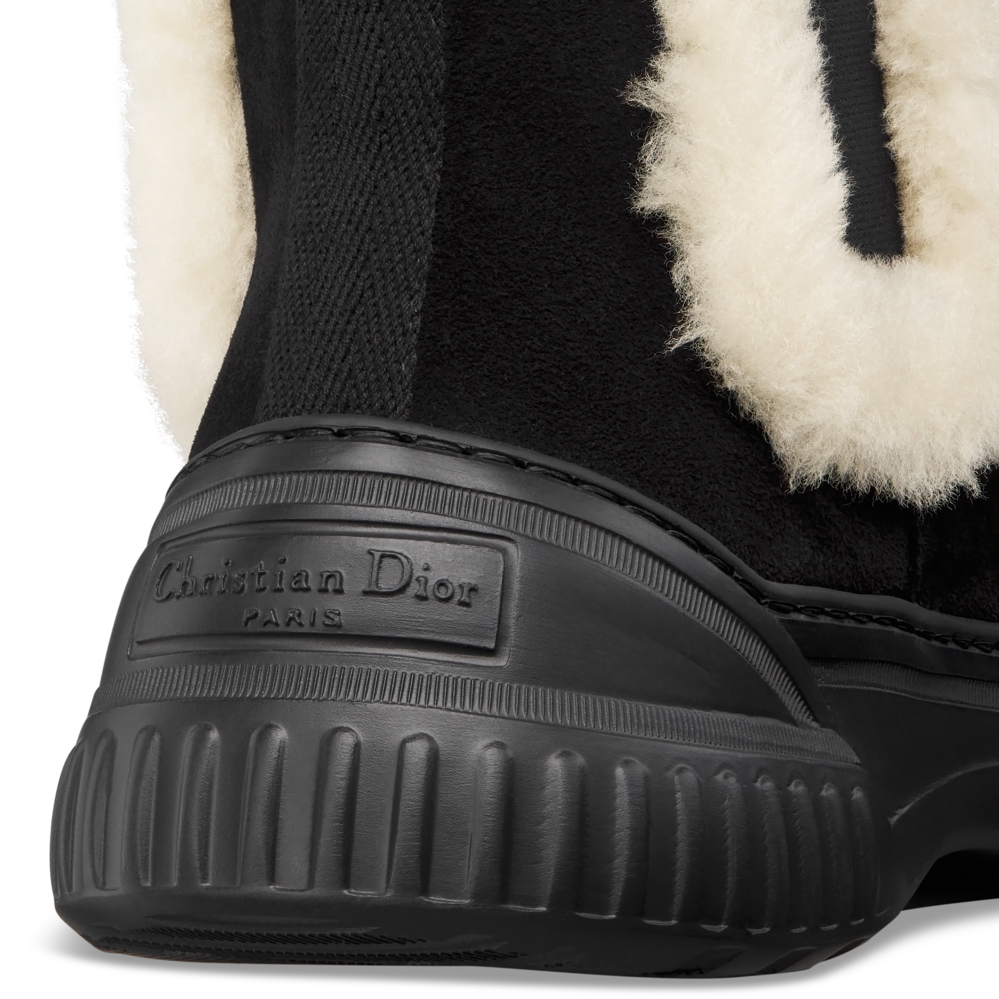 D-Racer-enkellaars Zwart kalfssuède en witte schapenwol E09