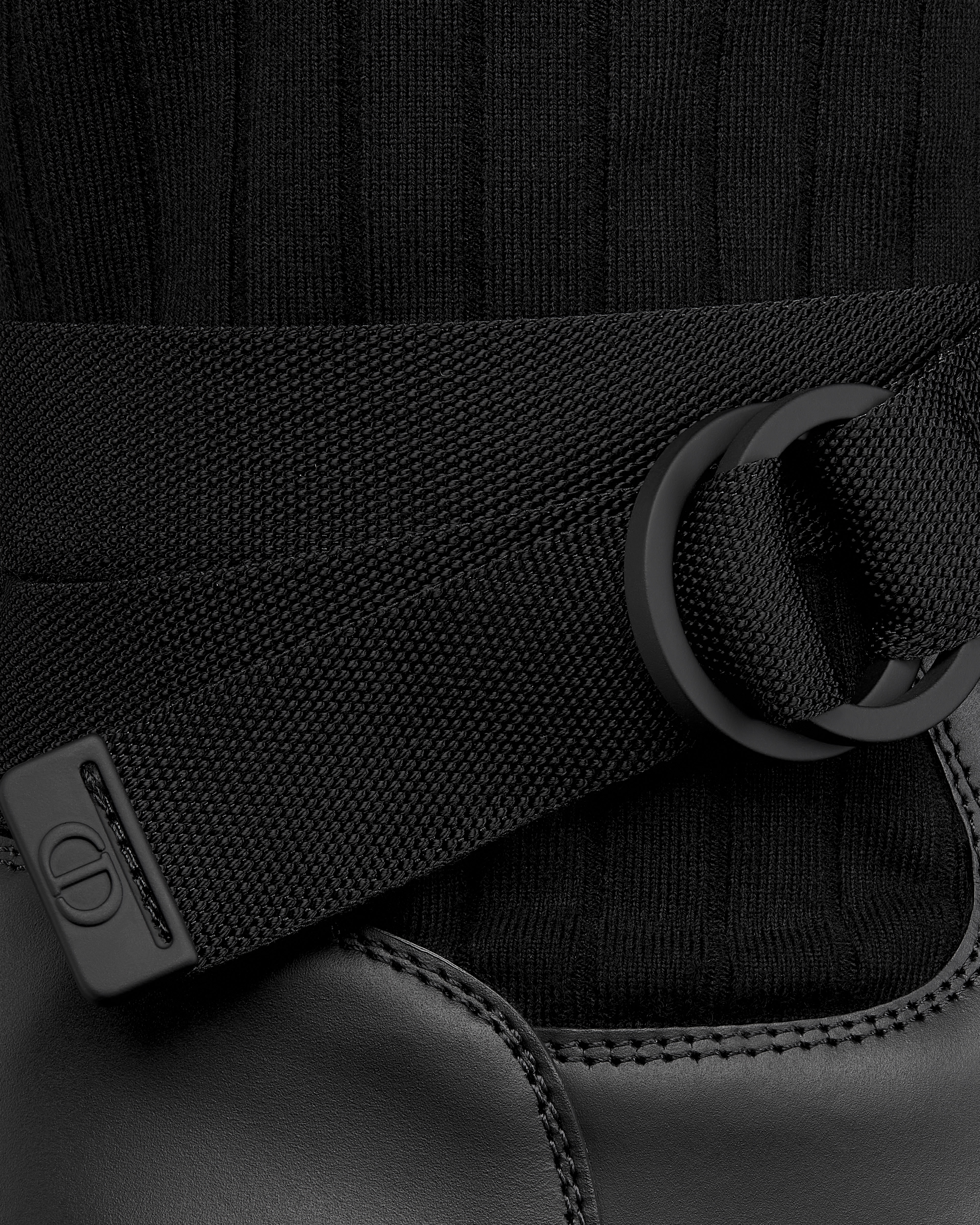 D-Major Ankle Boot Kalbsleder in Schwarz mit Funktionsstrick in Schwarz und Weiß E09