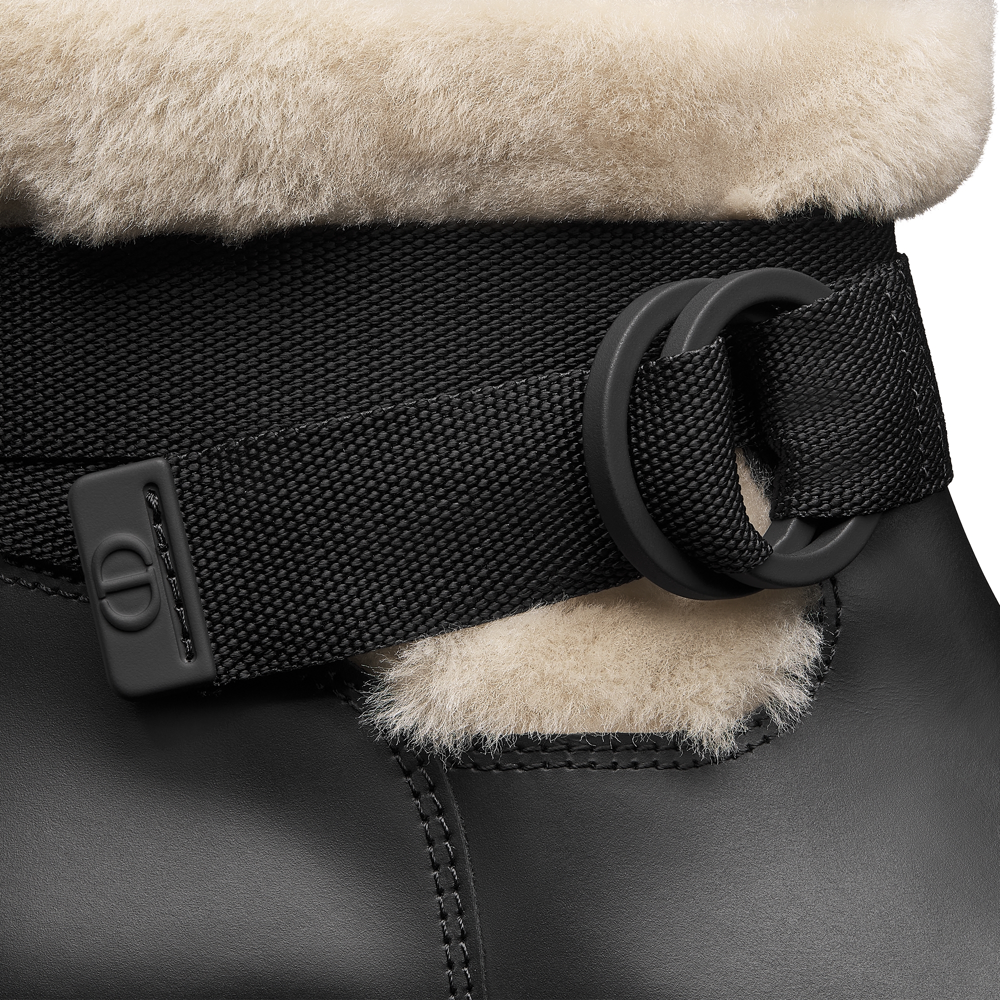 D-Major Ankle Boot Black Calfskin and White Wool E09