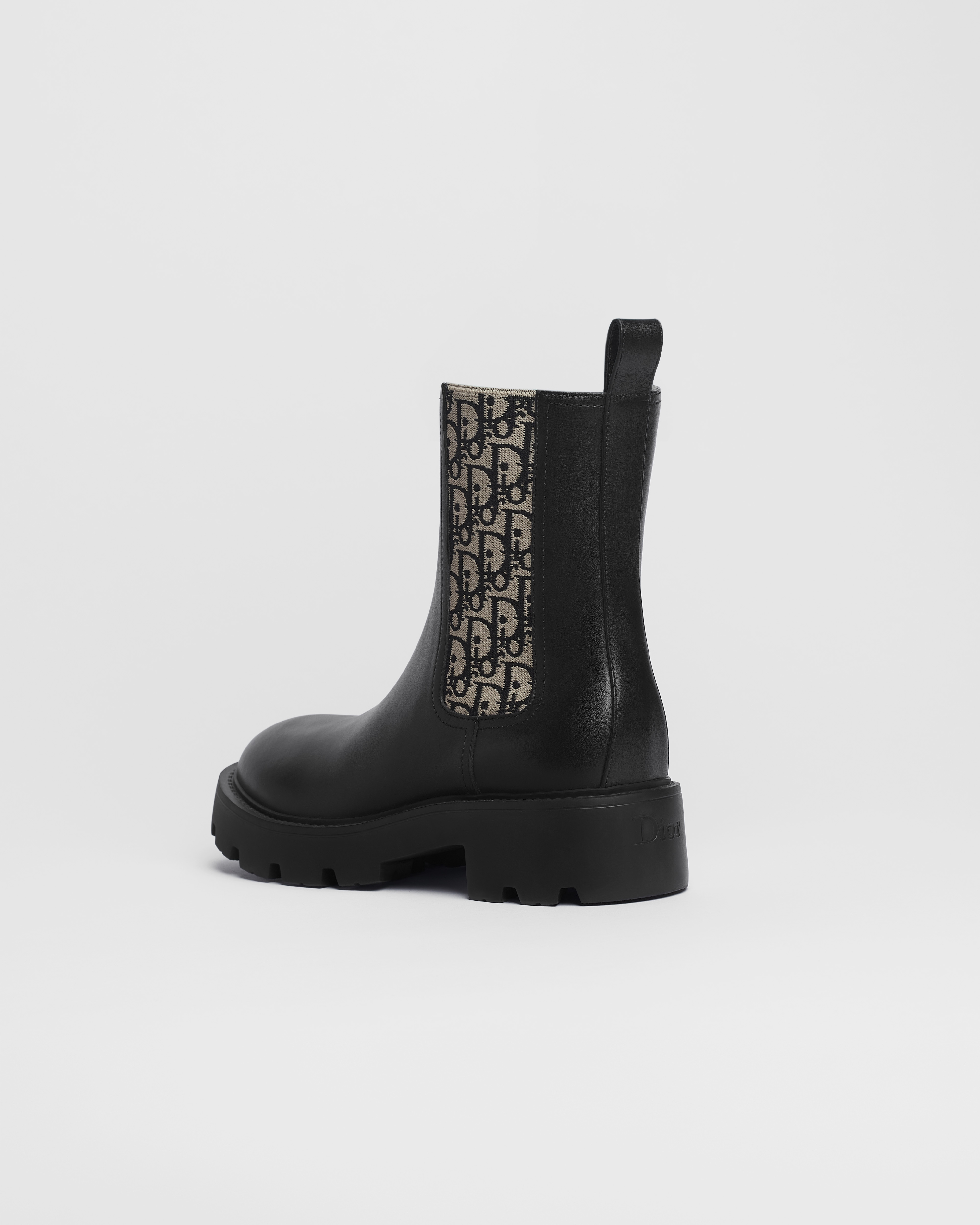 Dior Ride Chelsea Boot Black Calfskin E05