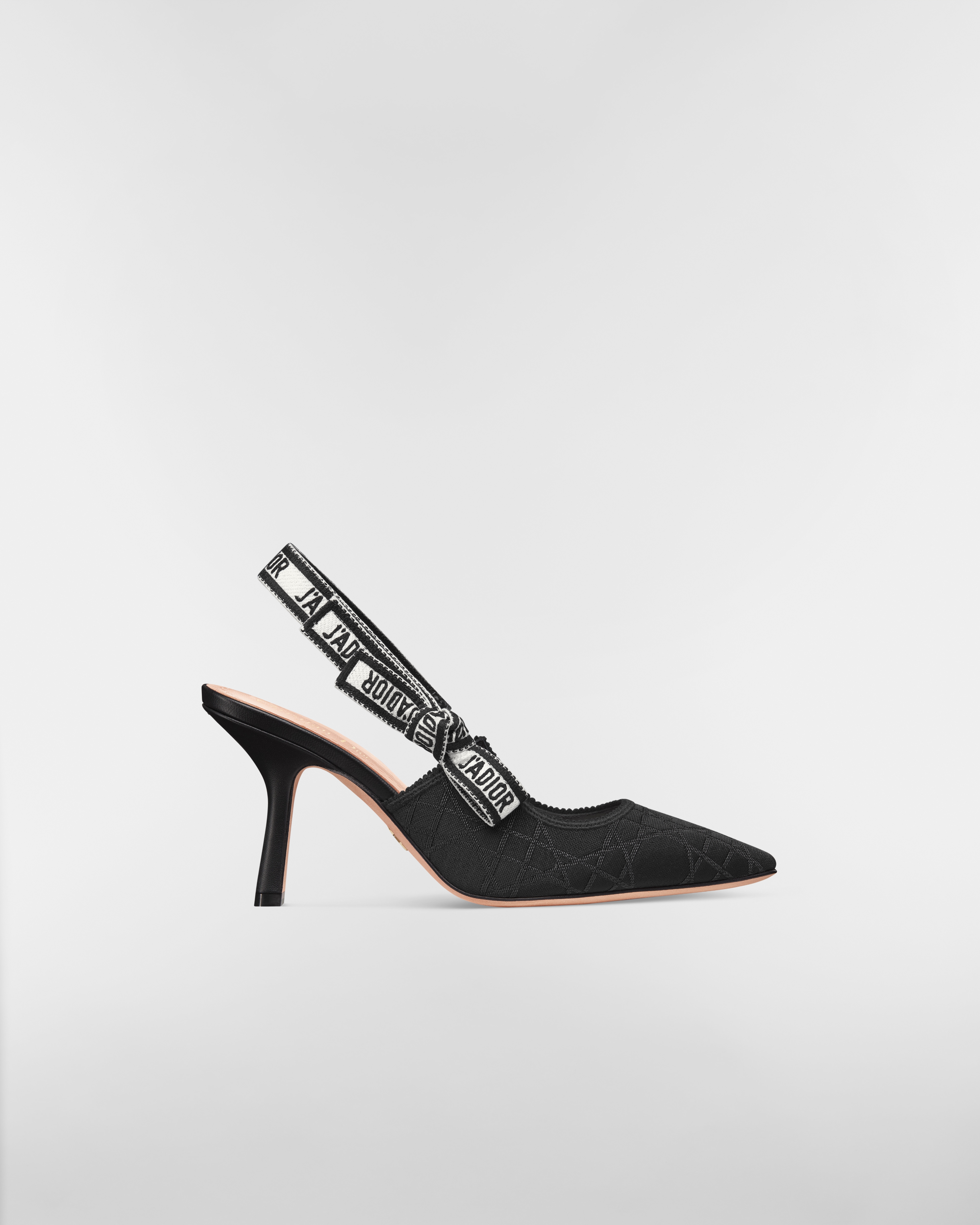 Zapato de salón slingback J'Adior Tejido técnico negro con motivo Cannage E02